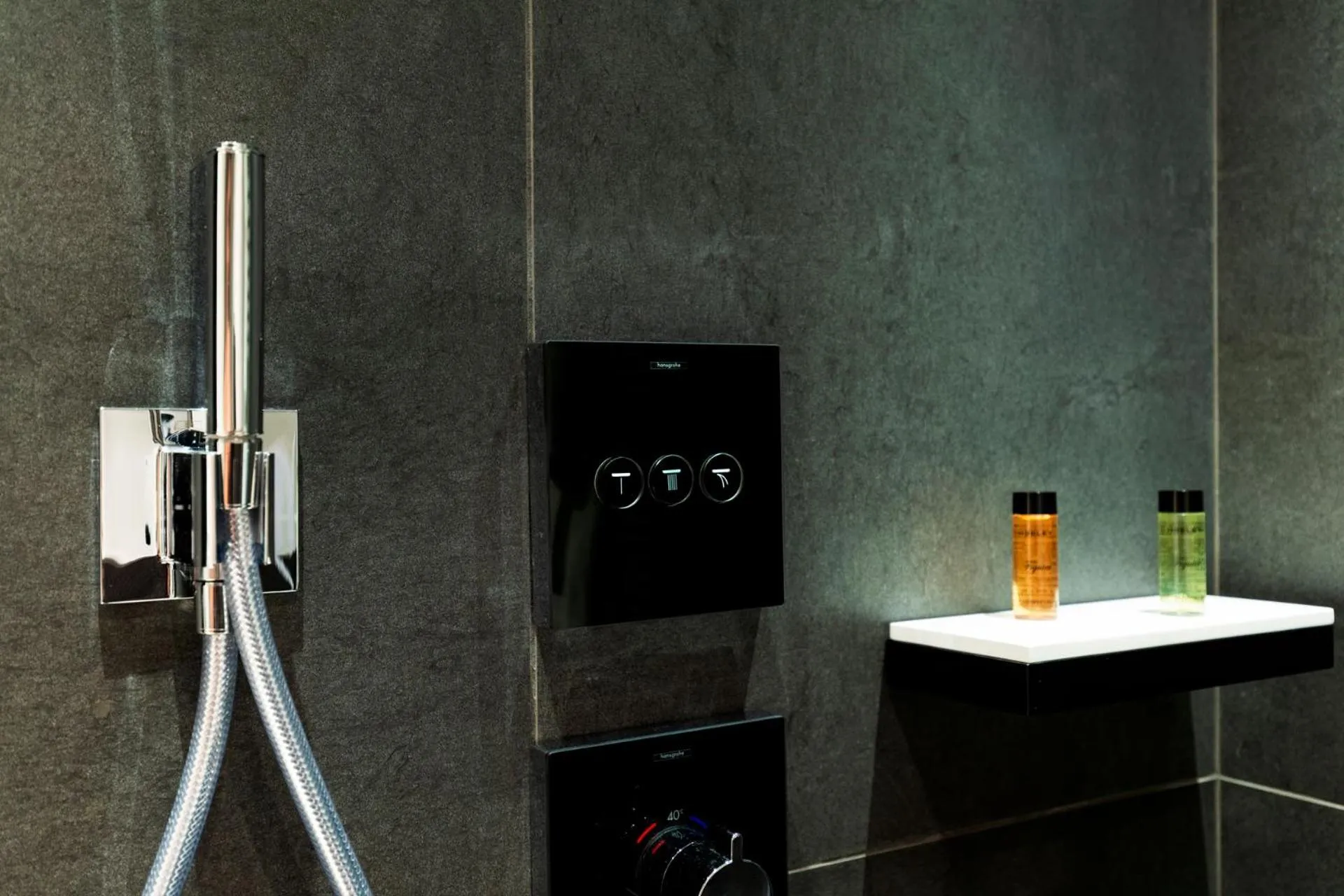 Shower in Amadomus Luxury Suites