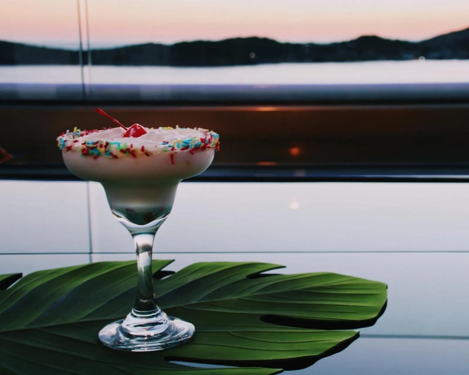 Restaurant/places to eat in Hyperion Hotel