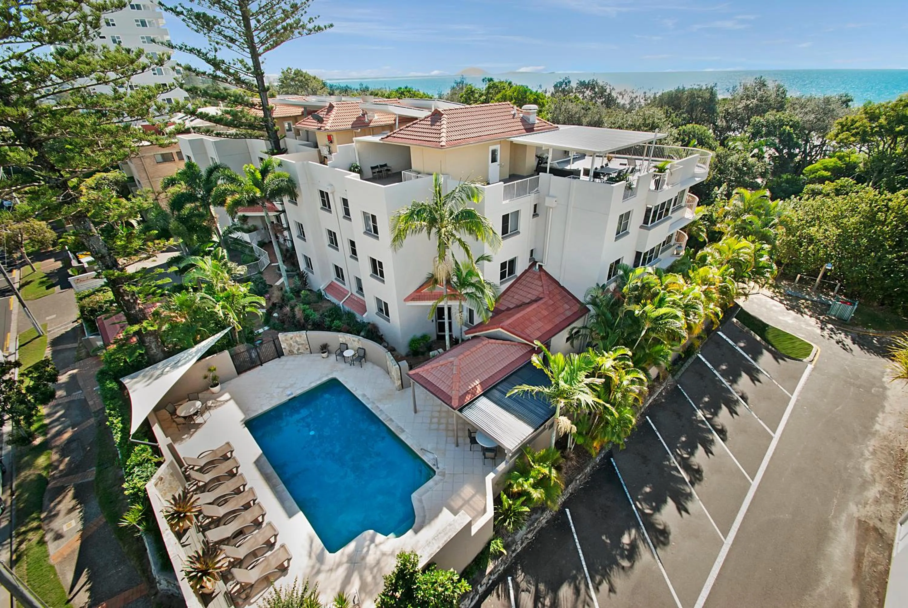 Day in Beachcomber on the Spit