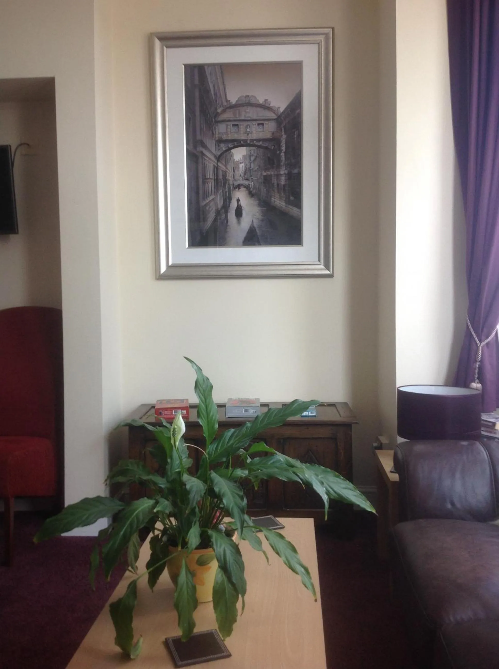 Drinks in Cleasewood Guest House