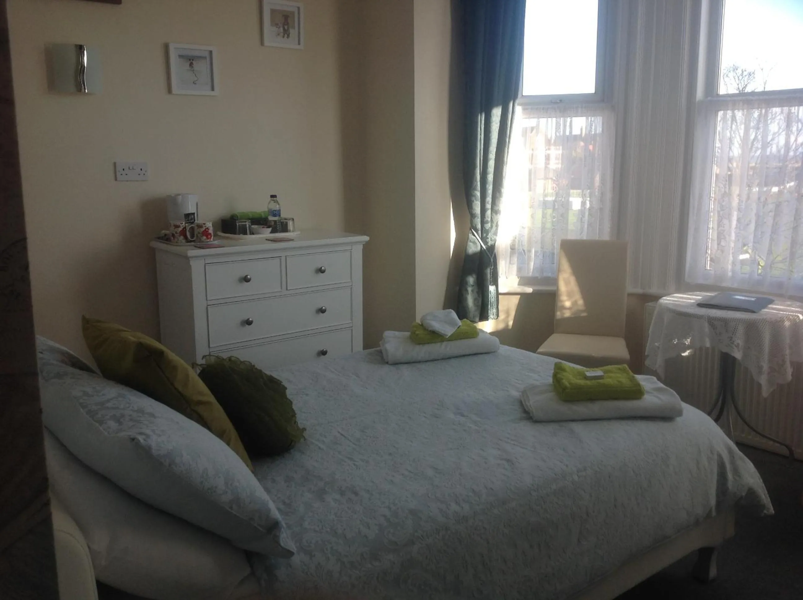 Photo of the whole room, Bed in Cleasewood Guest House