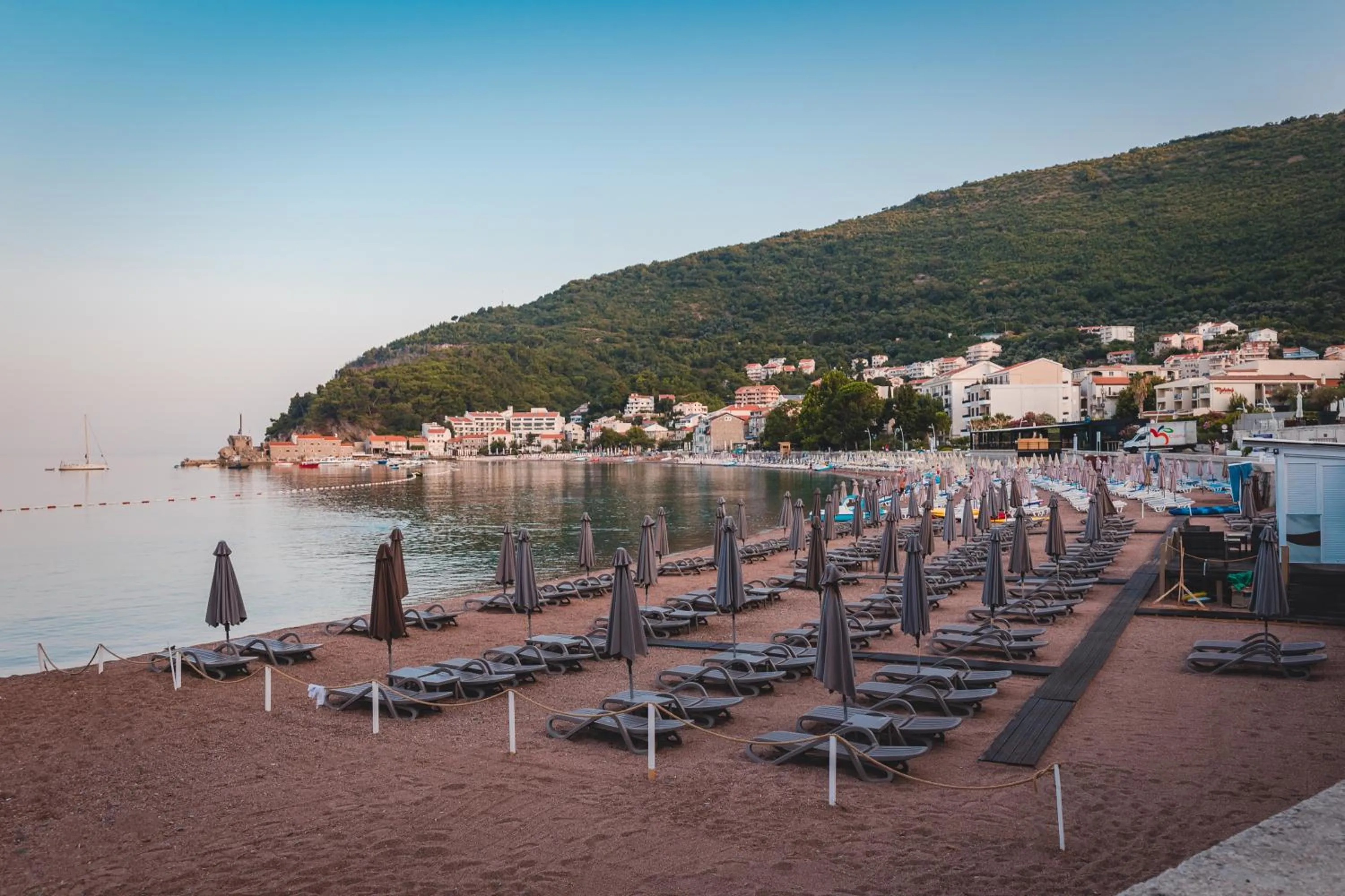 Beach in Hotel AMI Budva Petrovac