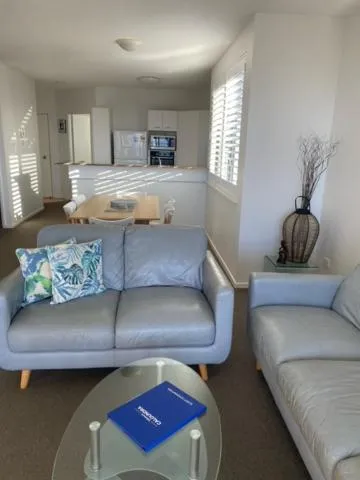 Kings Row Apartments