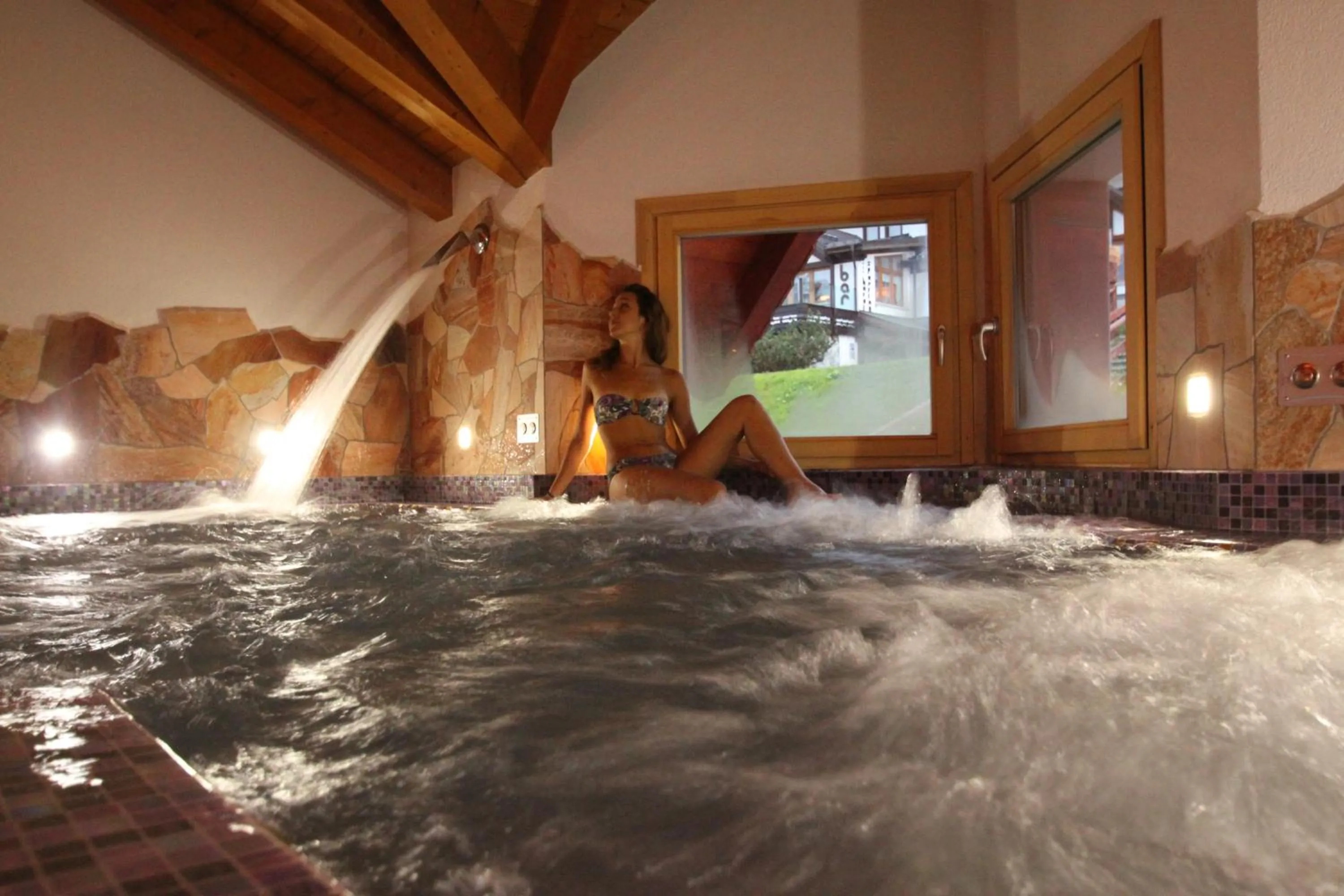 Swimming pool in Hotel Residence Dahu