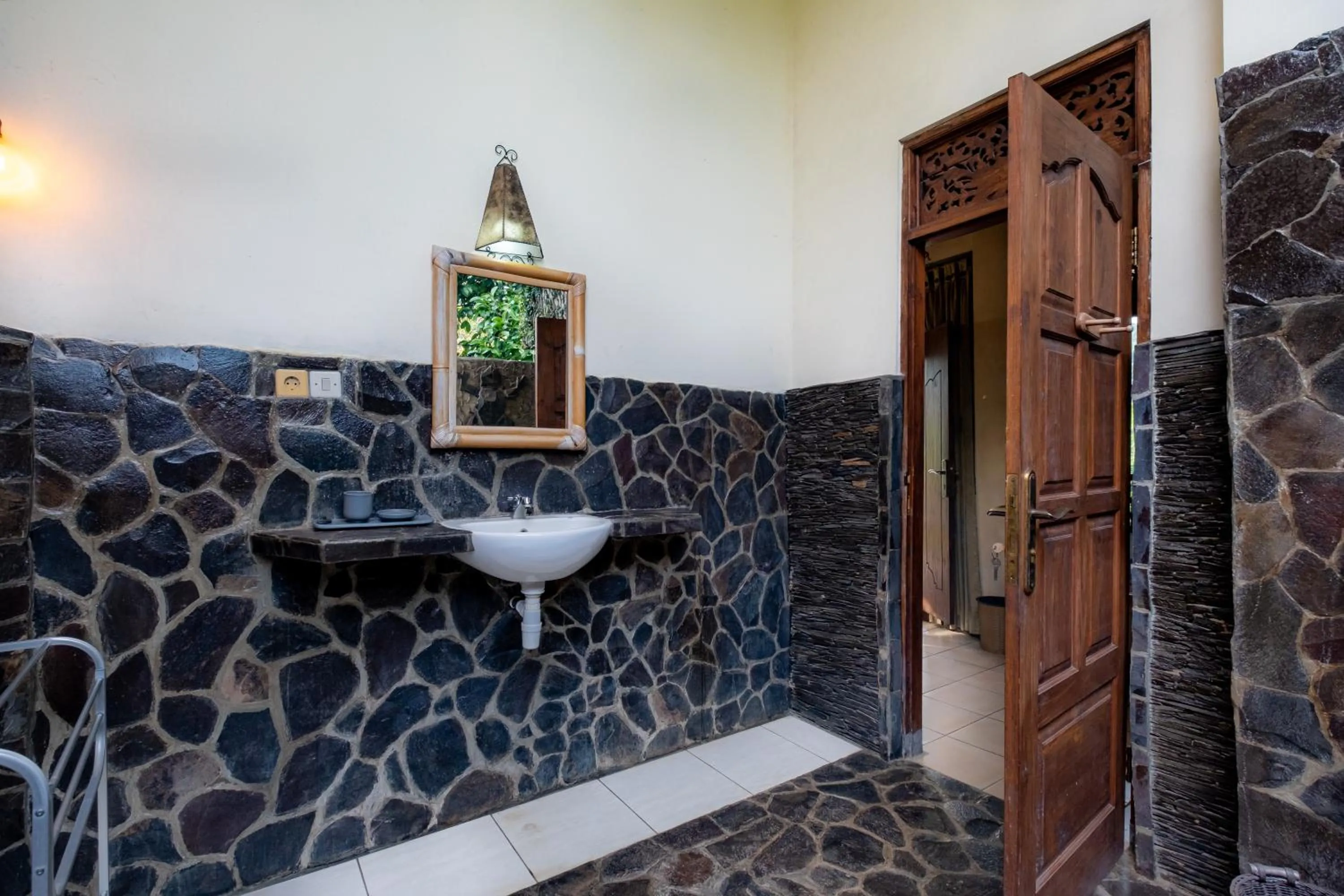Bathroom in Villa Manuk