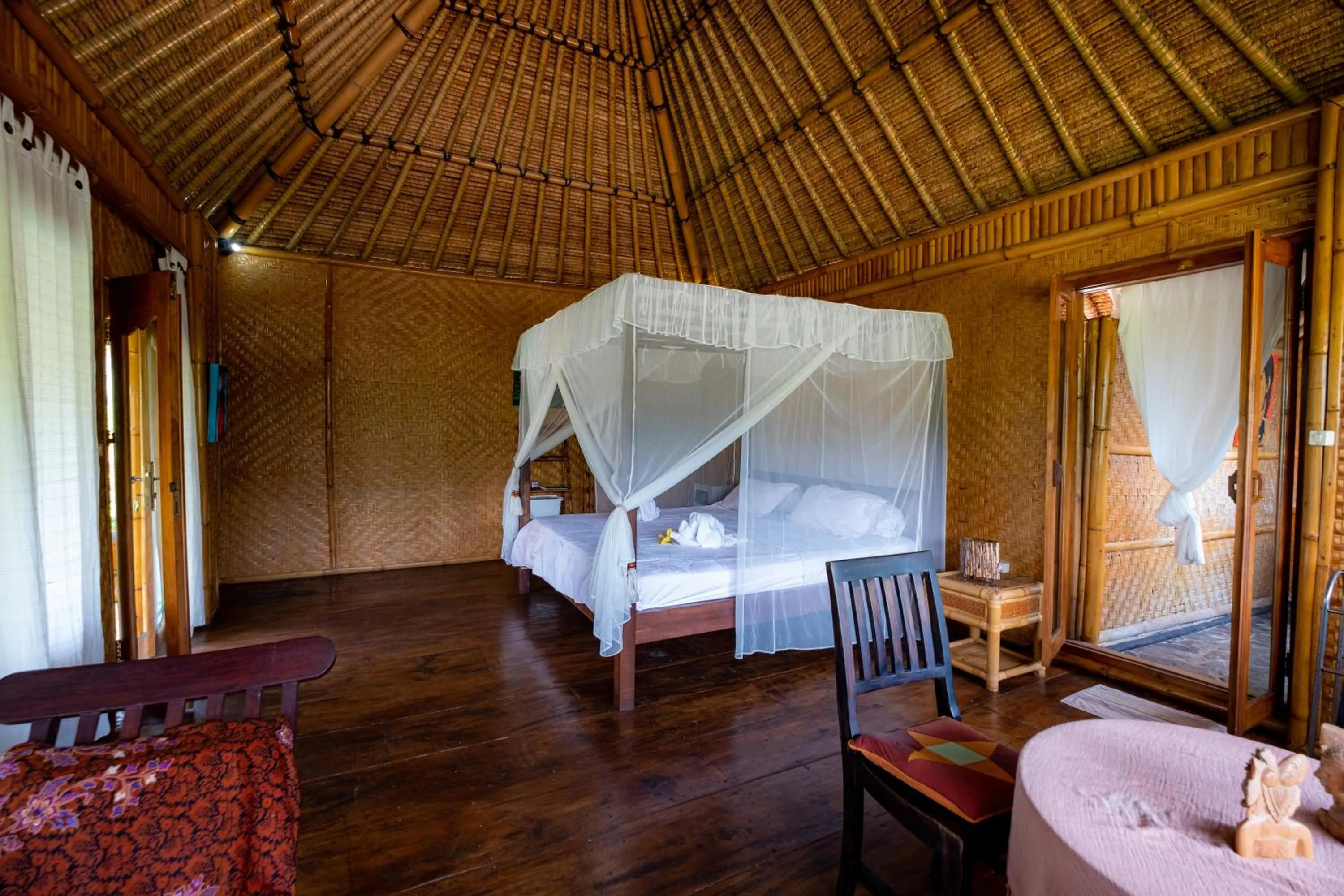 Bedroom, Bed in Villa Manuk