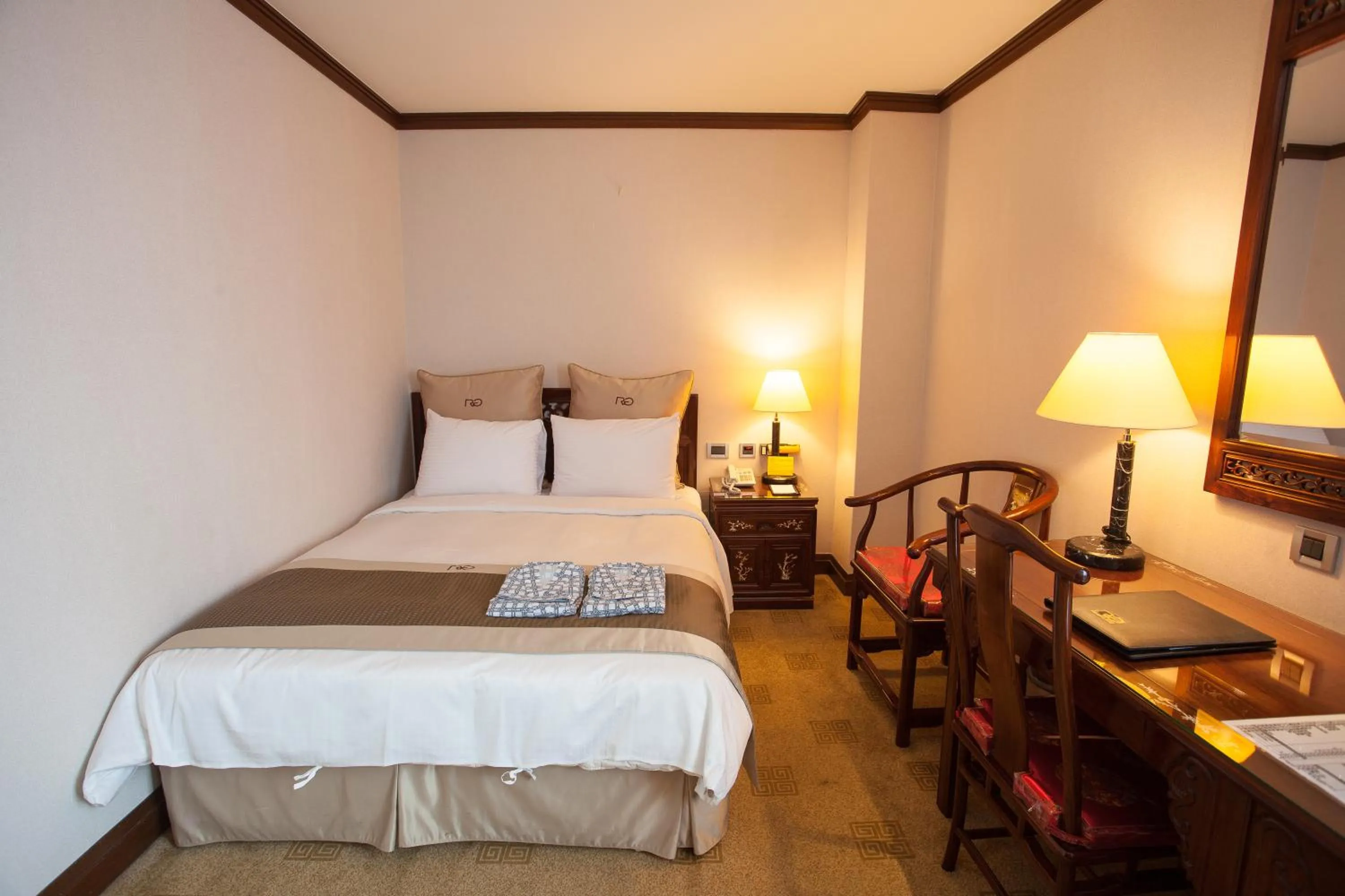 bunk bed, Bed in Rich Garden Hotel