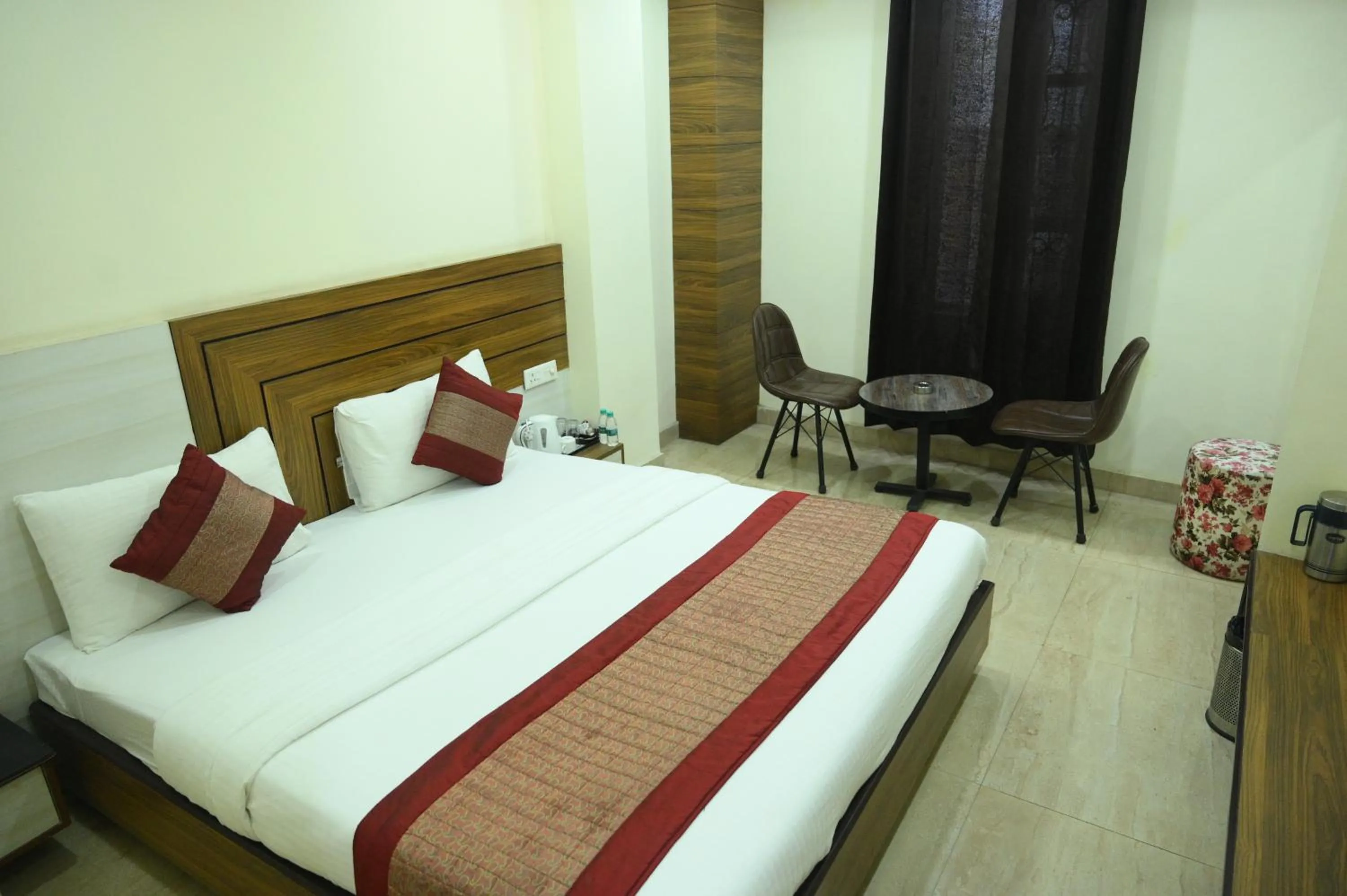 Bed in Hotel Grand Kailash,Kotdwara