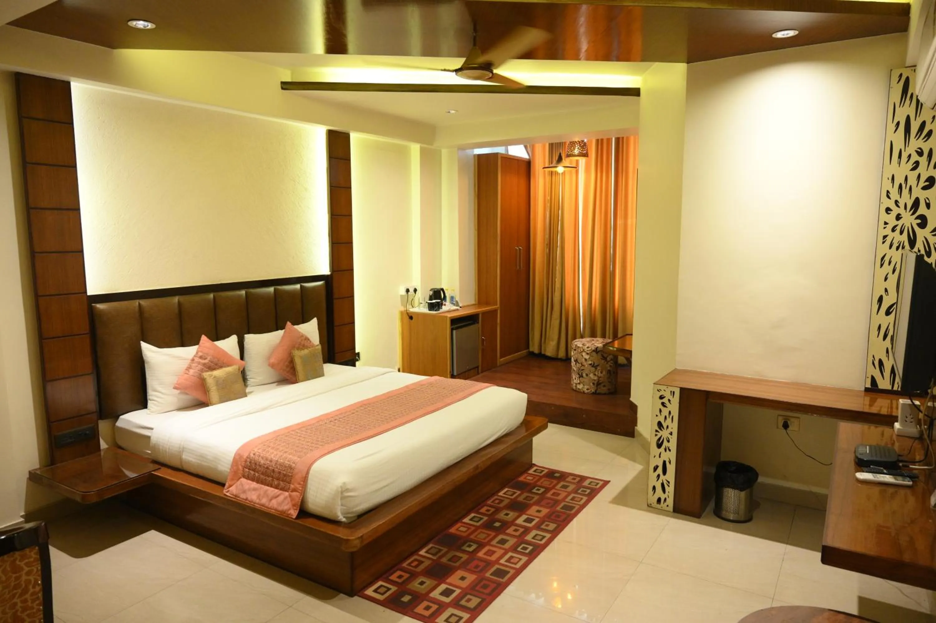 Bed in Hotel Grand Kailash,Kotdwara