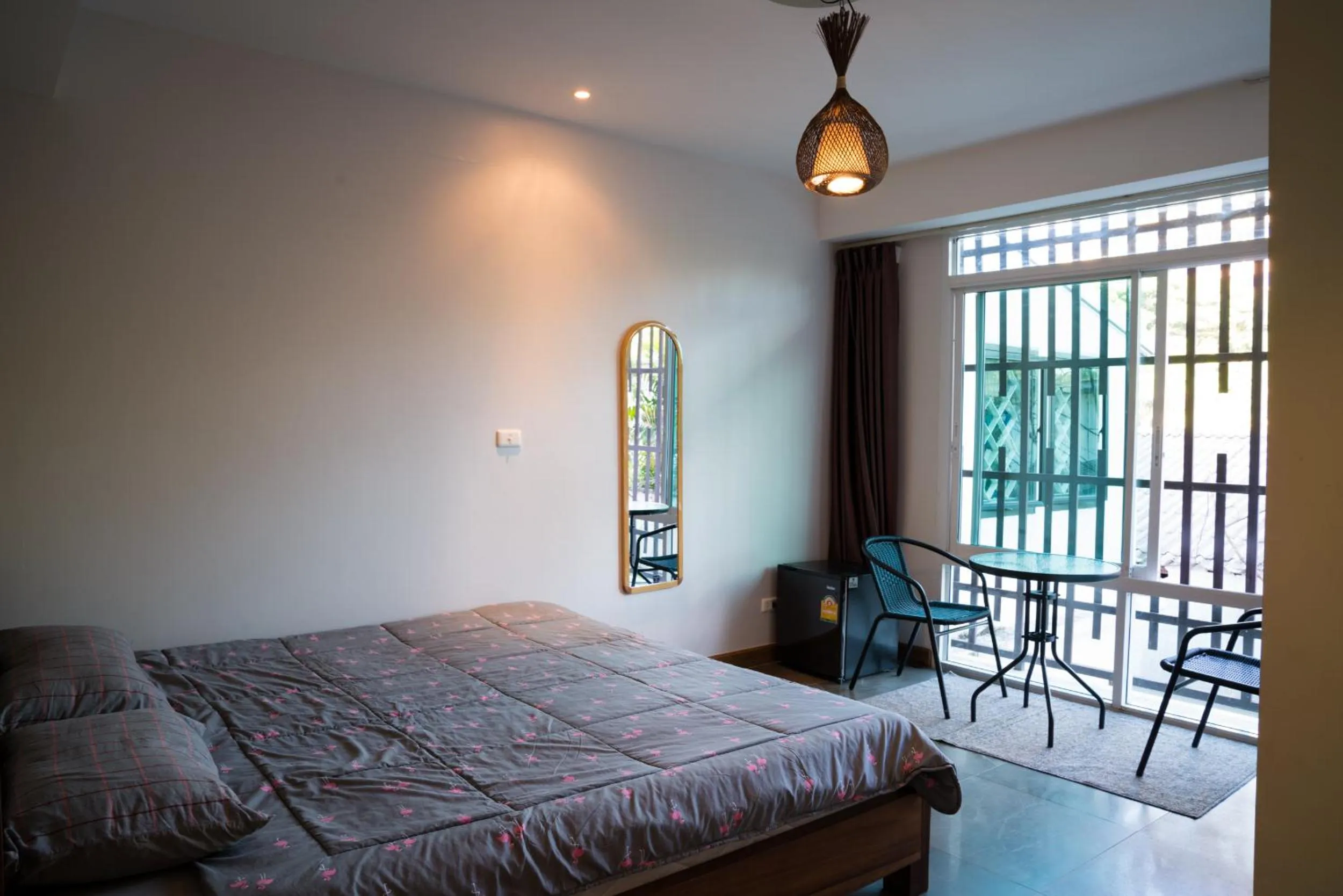 Bedroom, Bed in Arbor's house