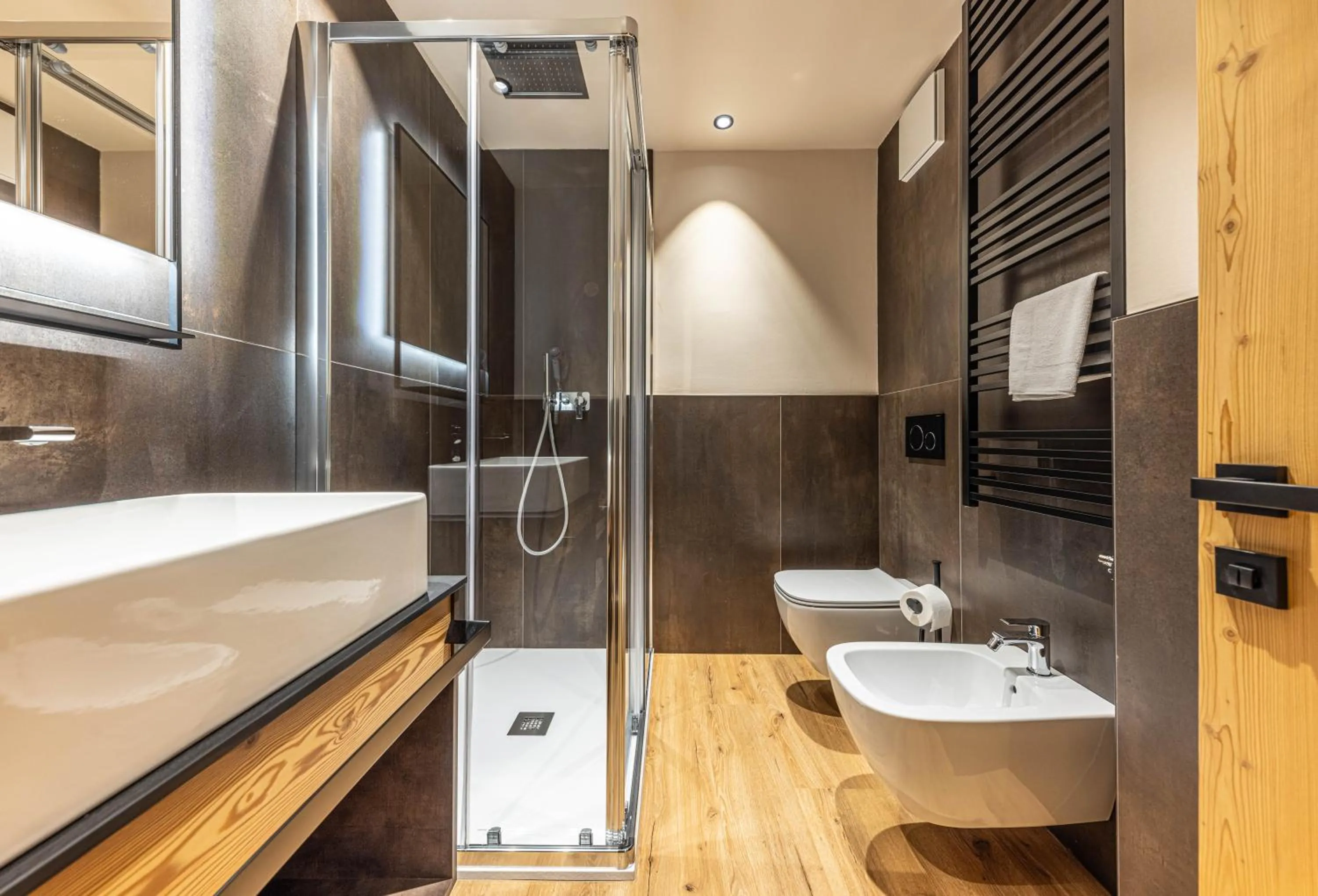 Bathroom in Hotel Laste'