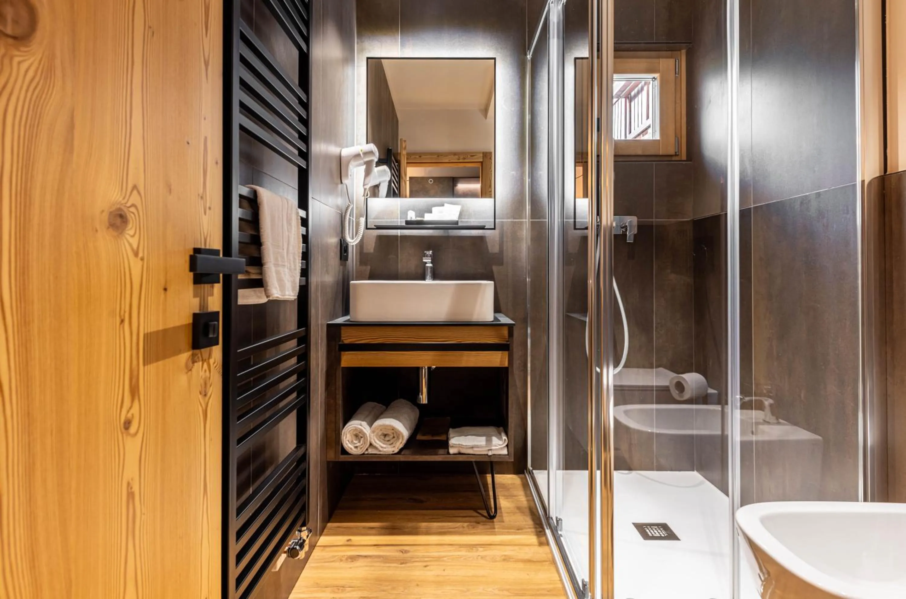 Bathroom in Hotel Laste'