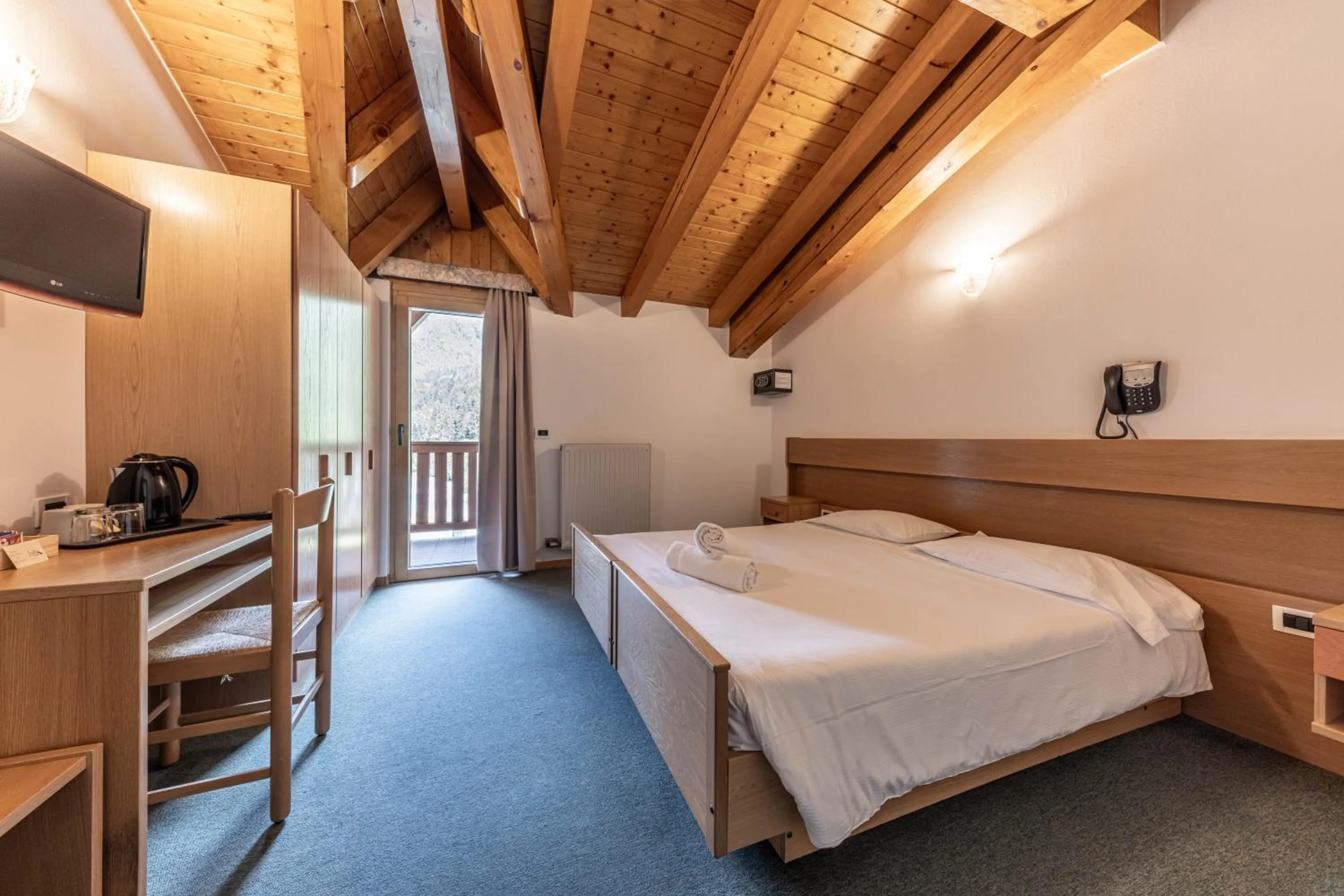 Photo of the whole room, Bed in Hotel Laste'