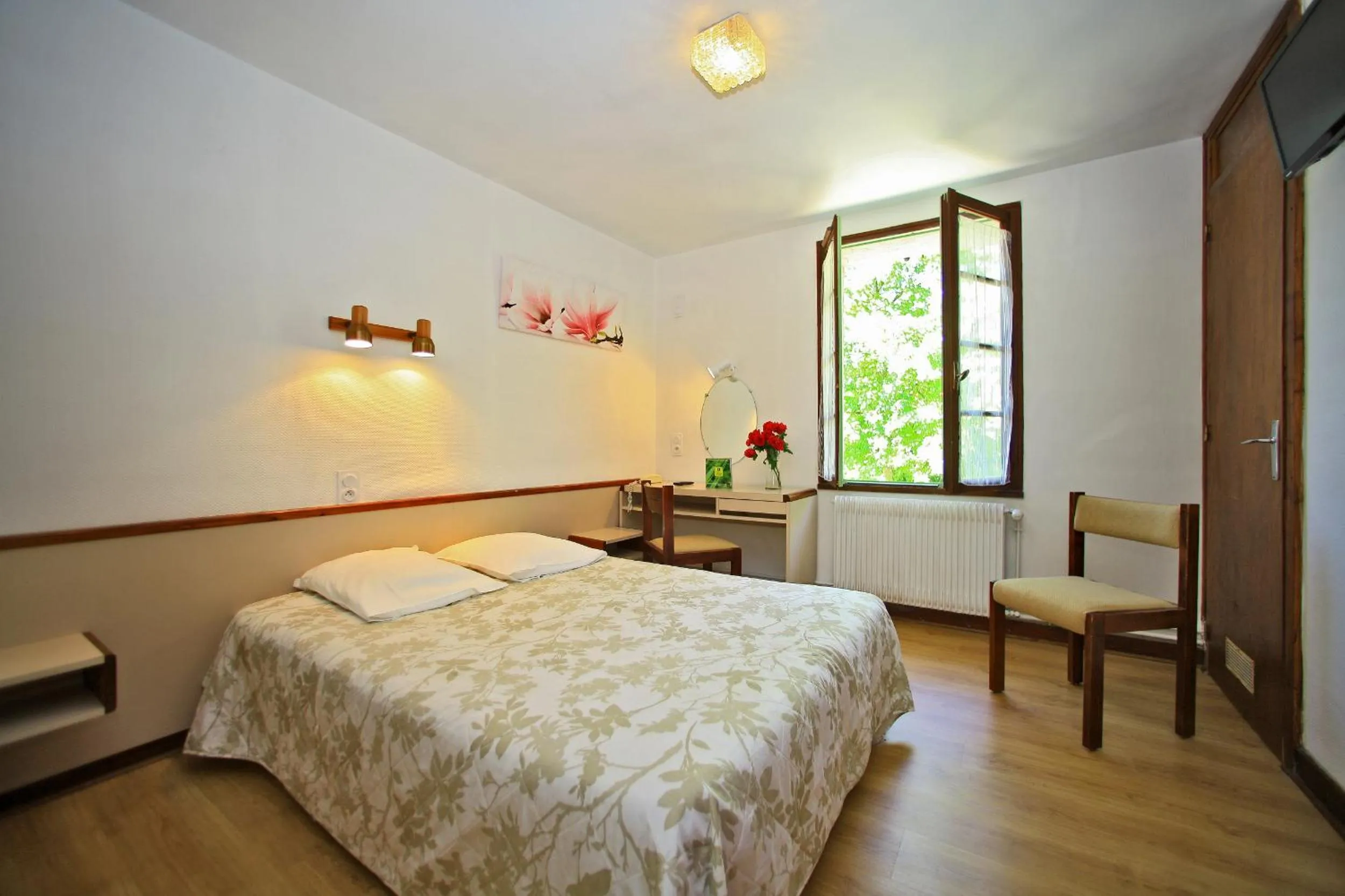 Day, Bed in Le Clos Grand