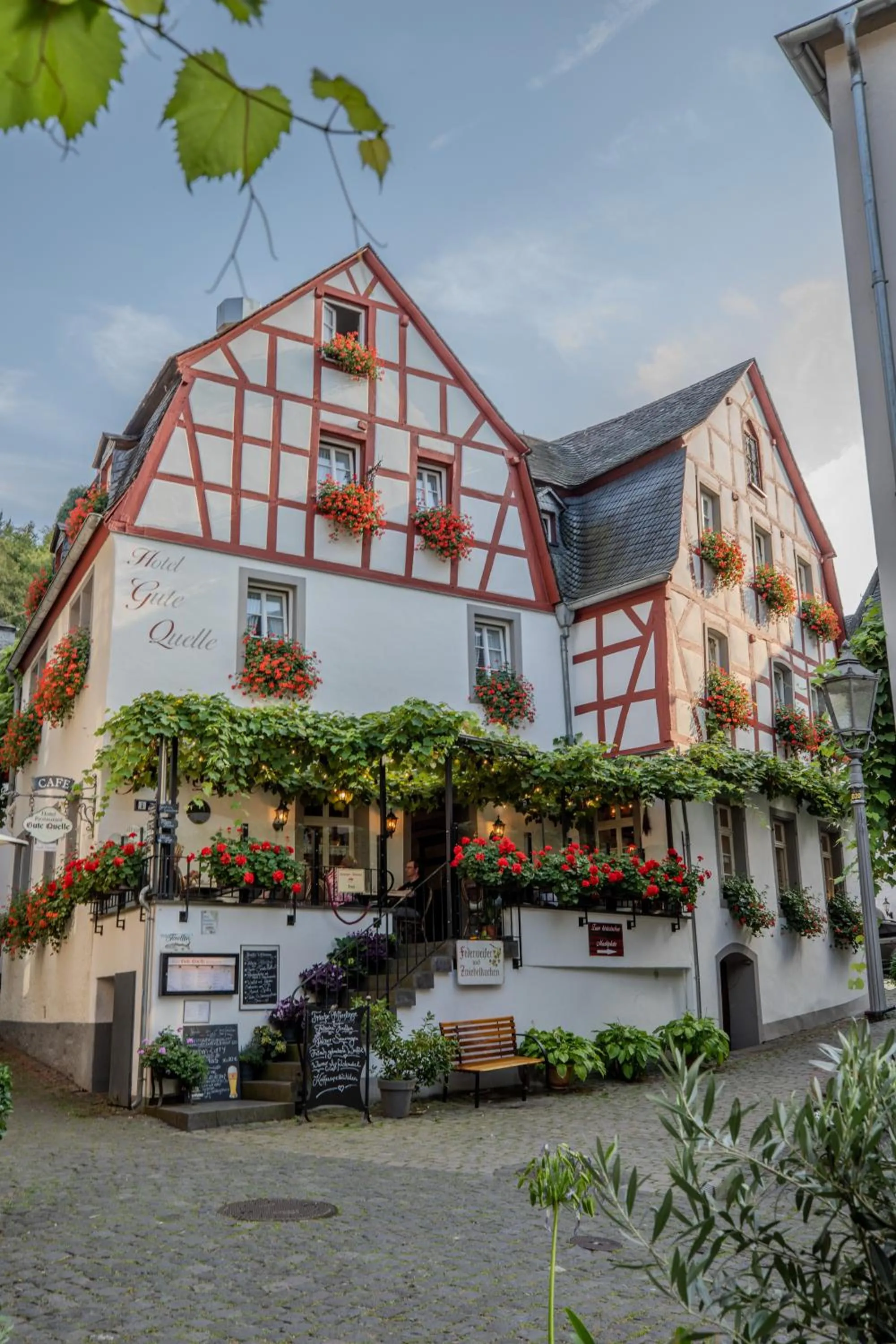 Property building in Hotel Gute Quelle
