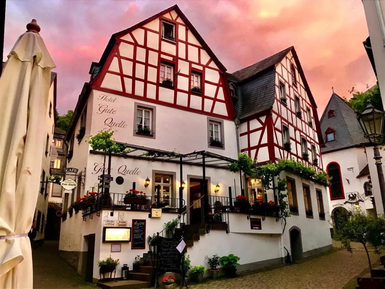 Facade/entrance in Hotel Gute Quelle