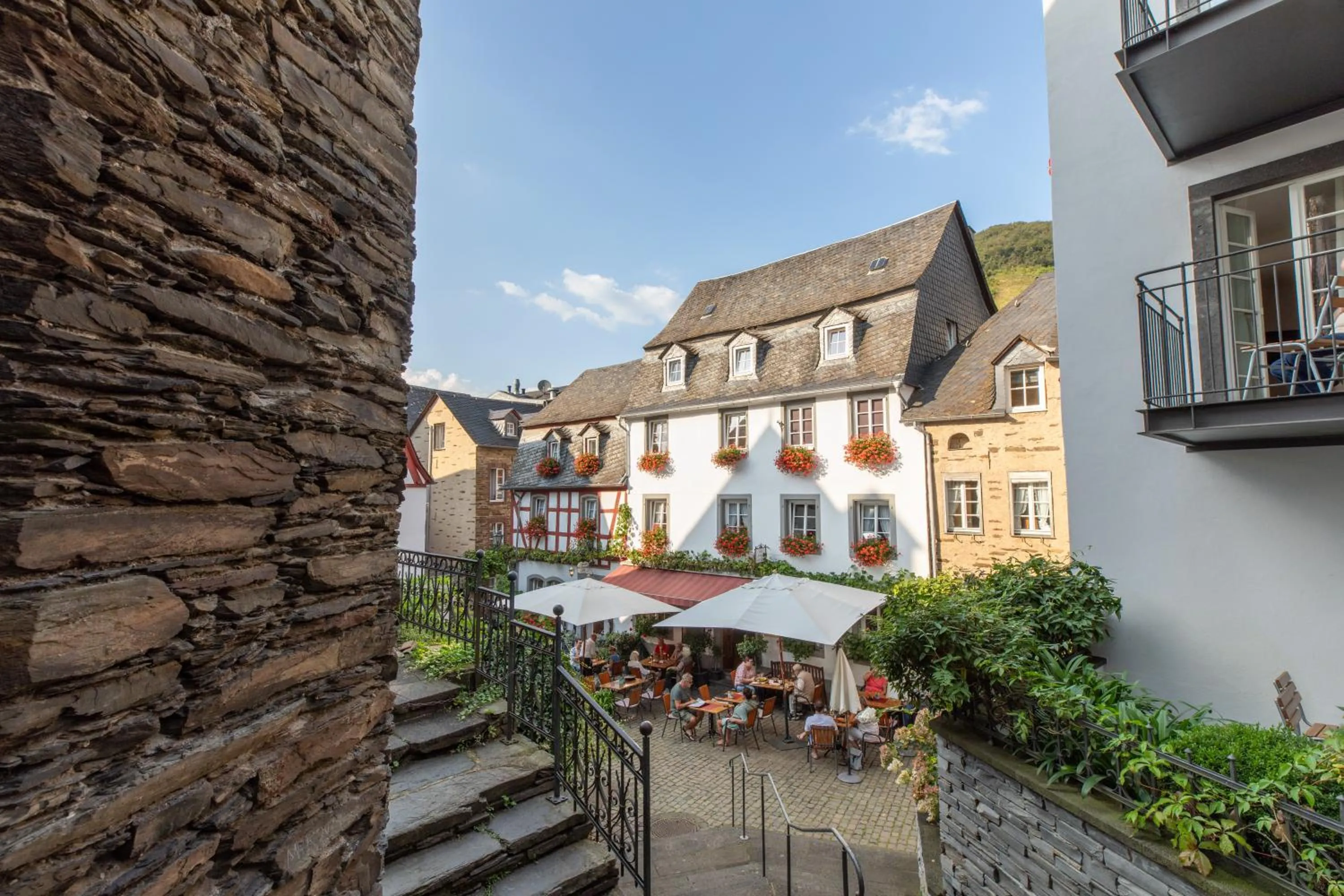 Property building in Hotel Gute Quelle