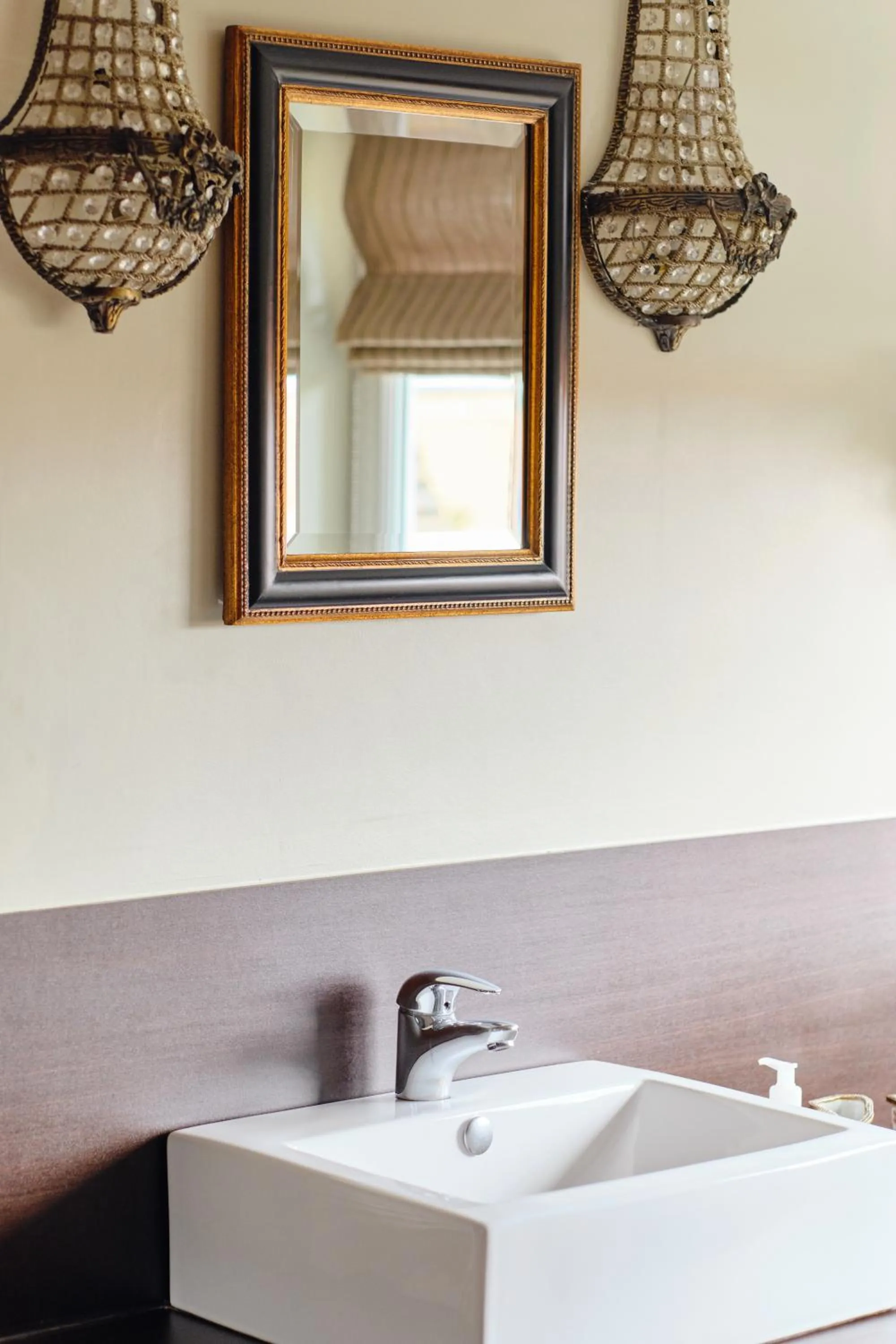 Bathroom in Au Petit Manoir