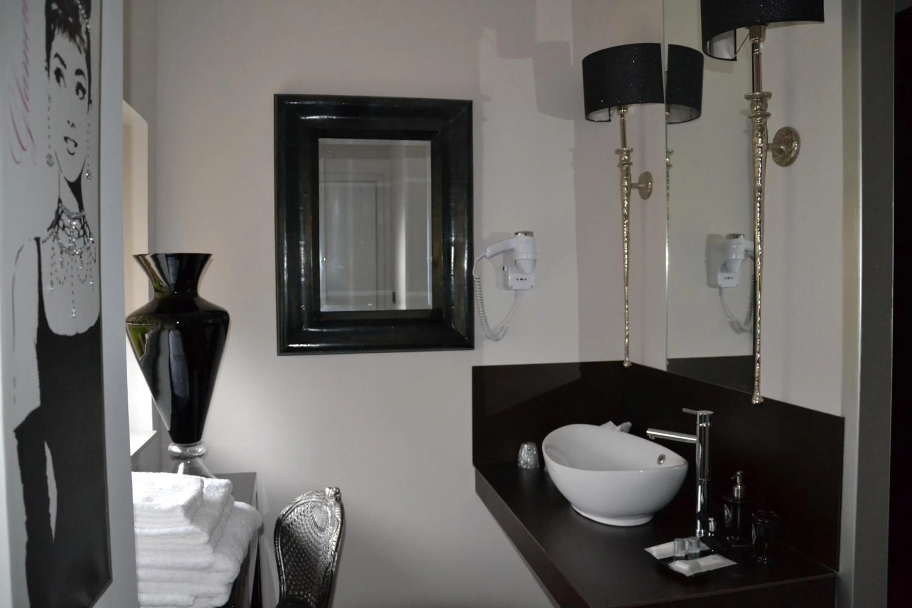 Bathroom in Au Petit Manoir