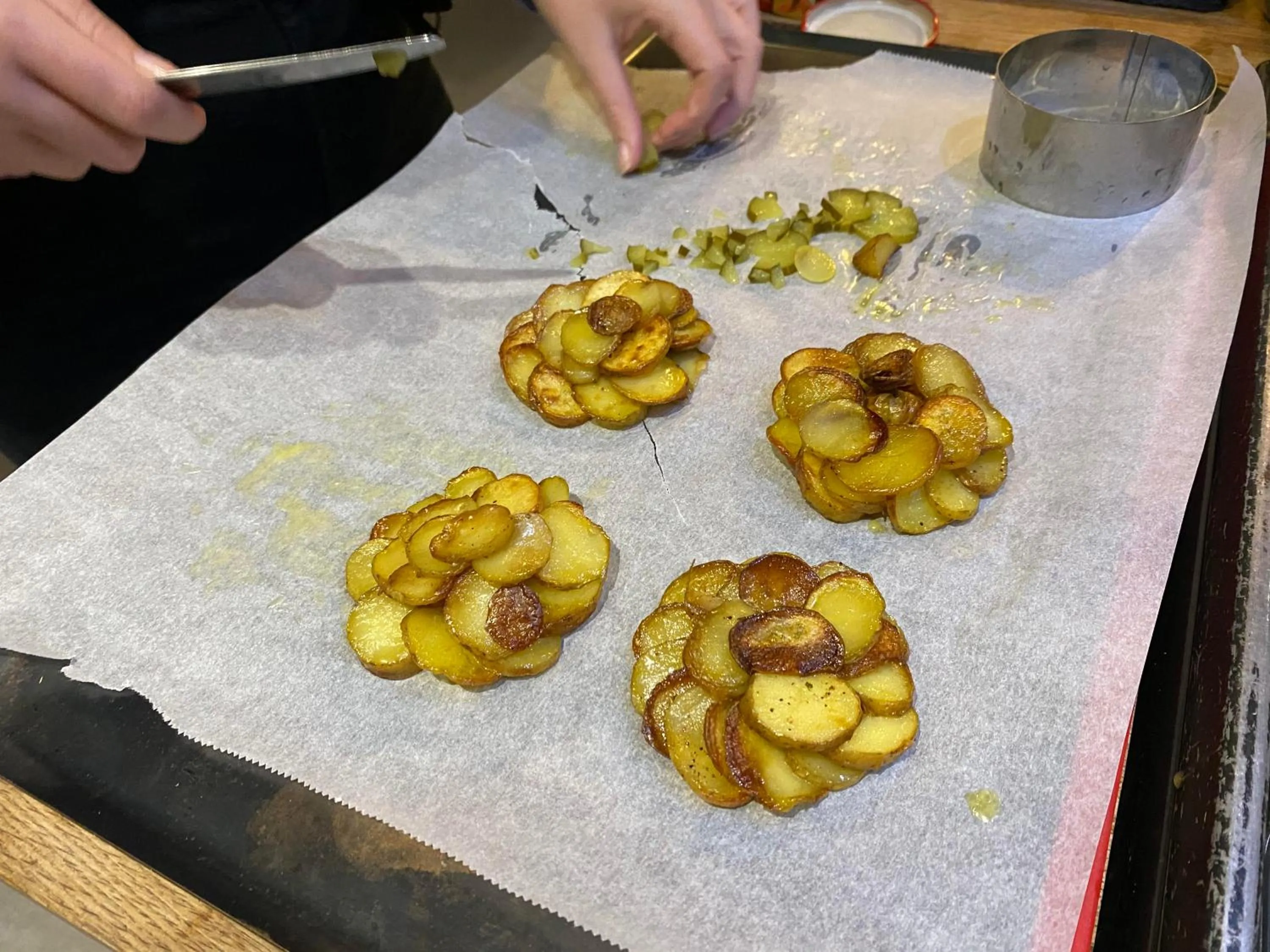 Meals in Au Petit Manoir