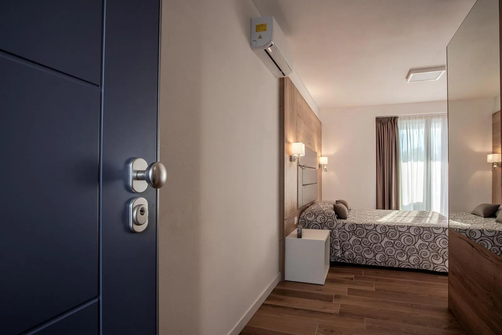 Photo of the whole room in Aparthotel Miramare