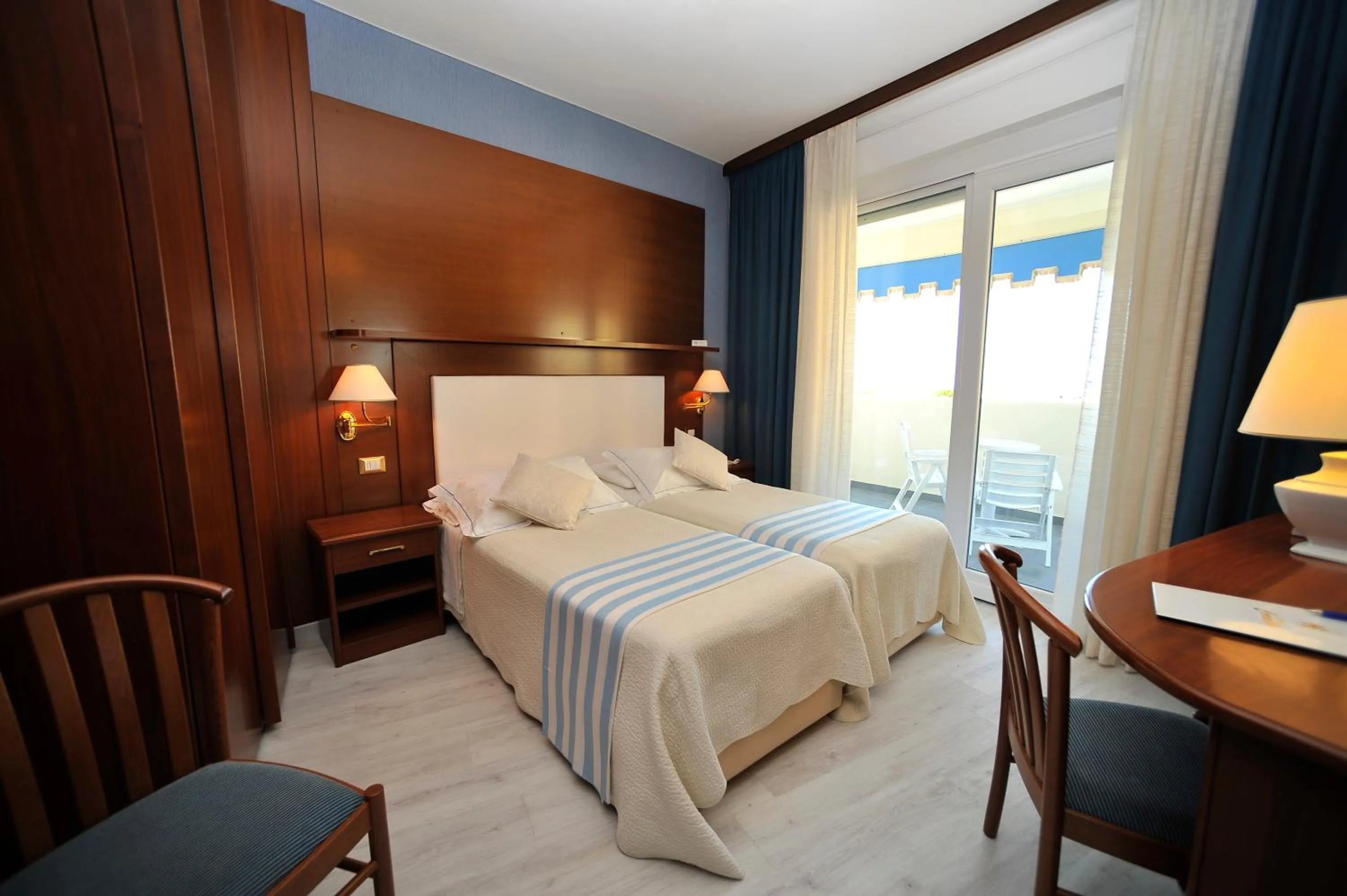 Bed in Hotel Corallo