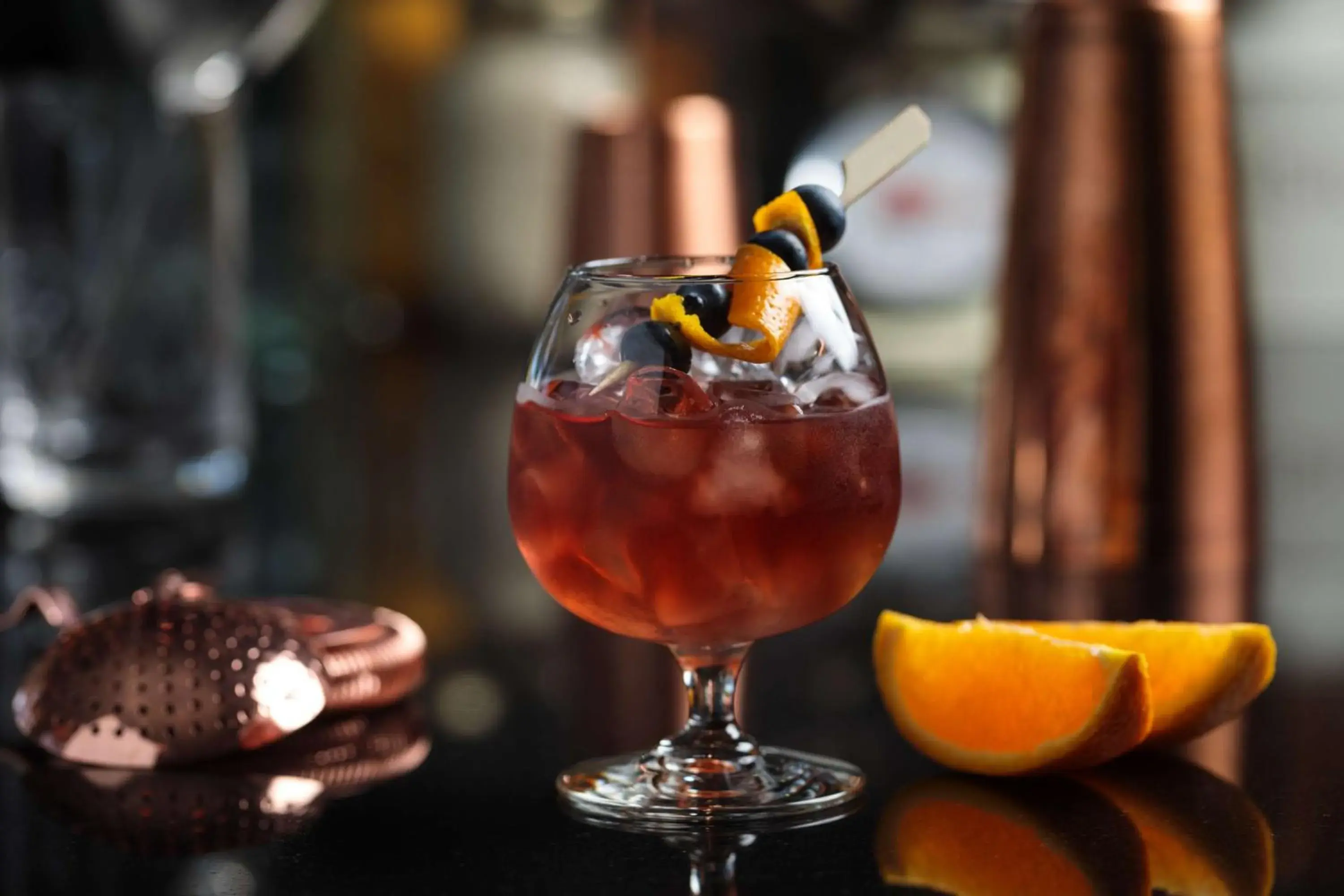 Lounge or bar in Rydges Bankstown Lounge or bar in Rydges Bankstown