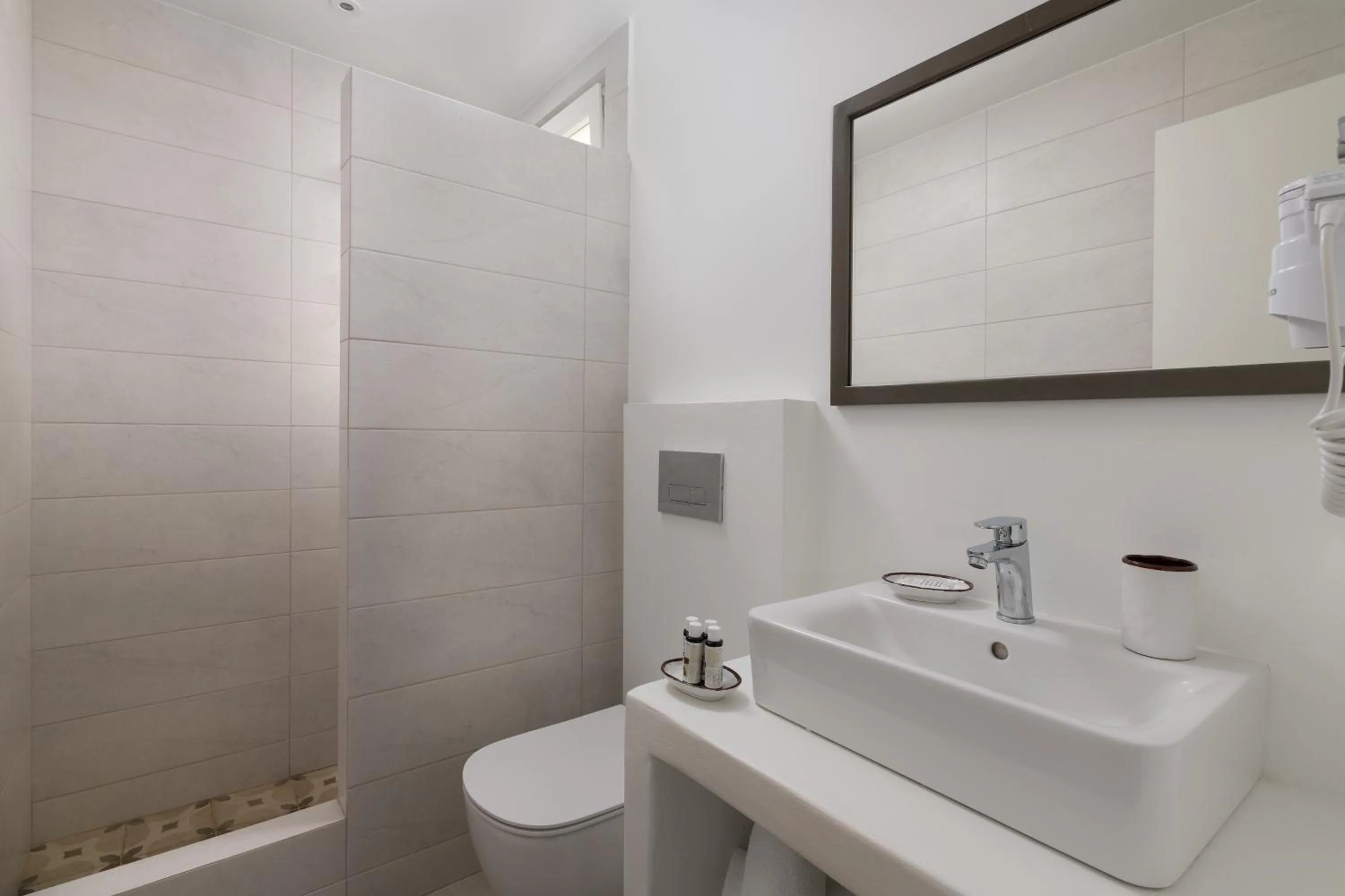 Stegna Akti Luxury Suites