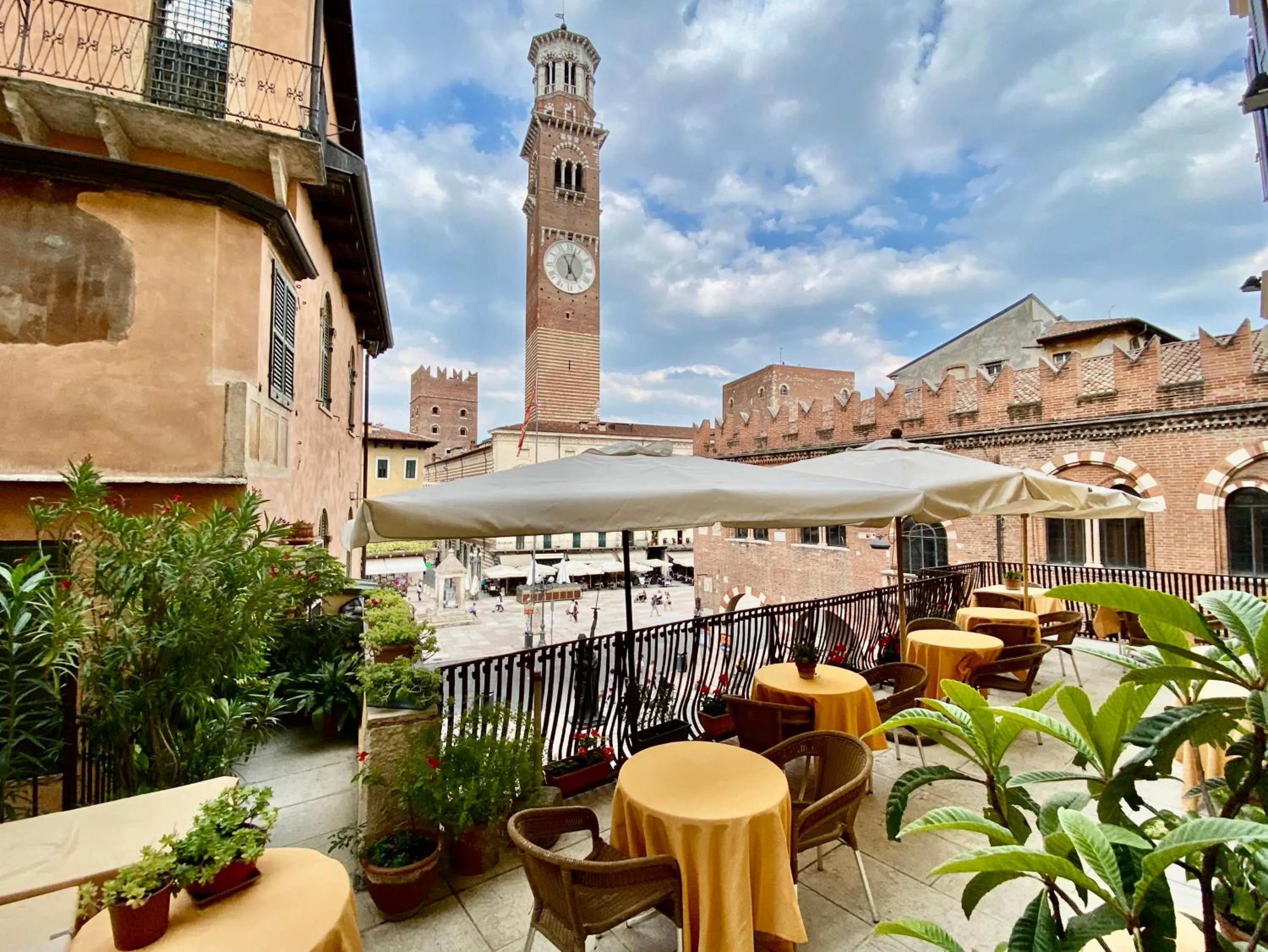 Balcony/Terrace in Hotel Aurora