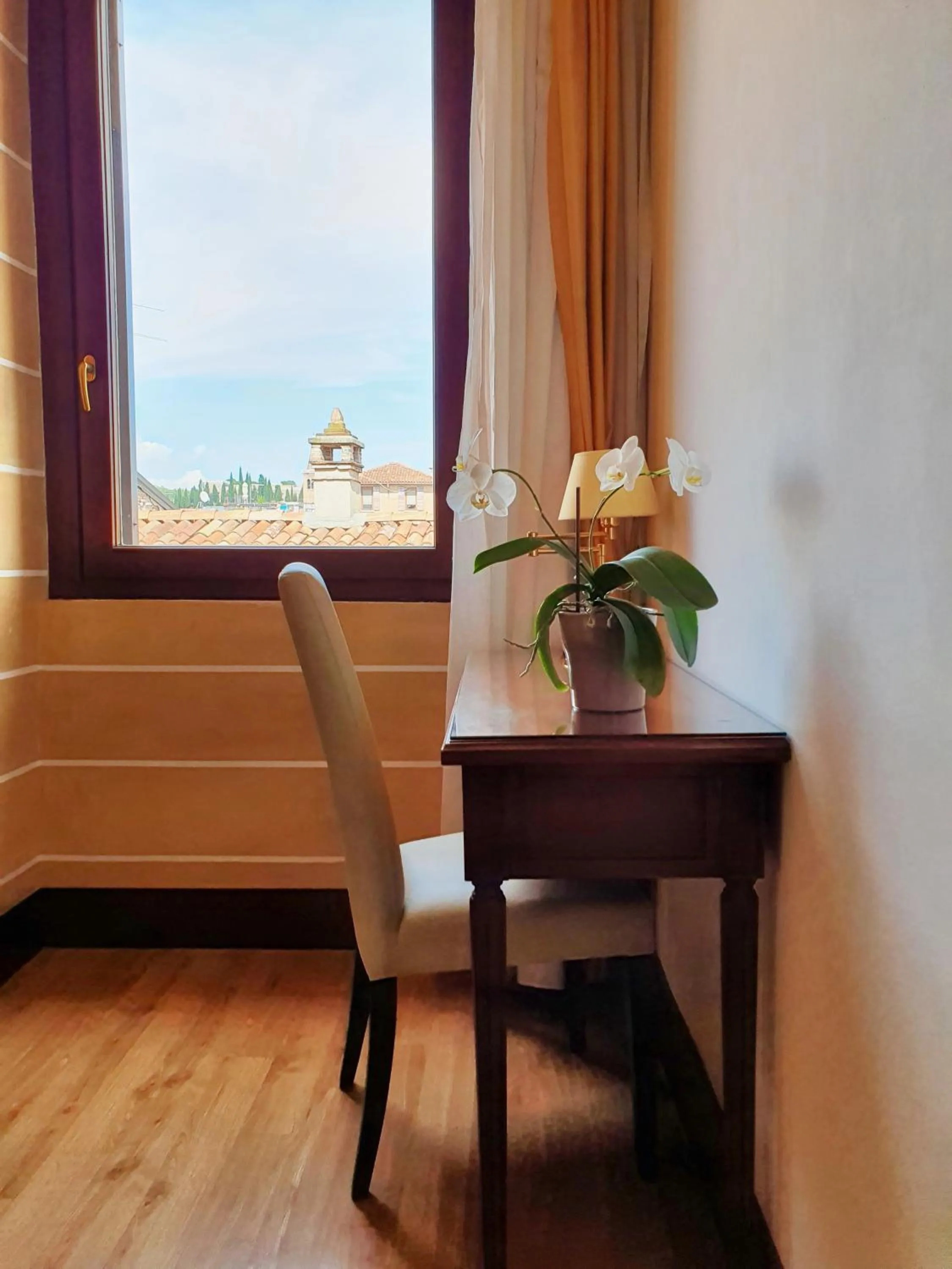 Bedroom in Hotel Aurora