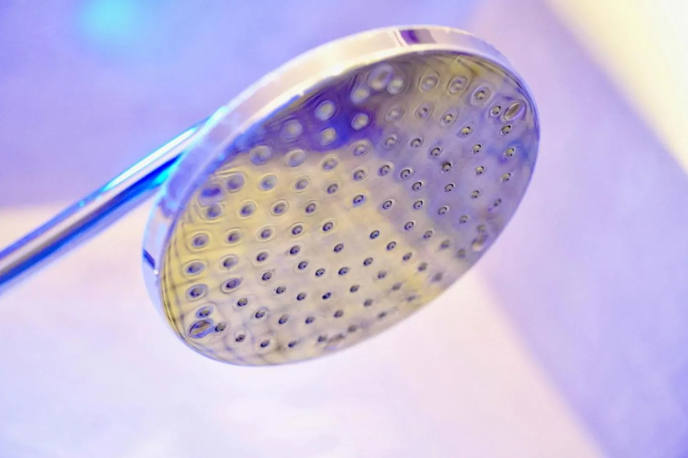 Shower in Hotel Aurora