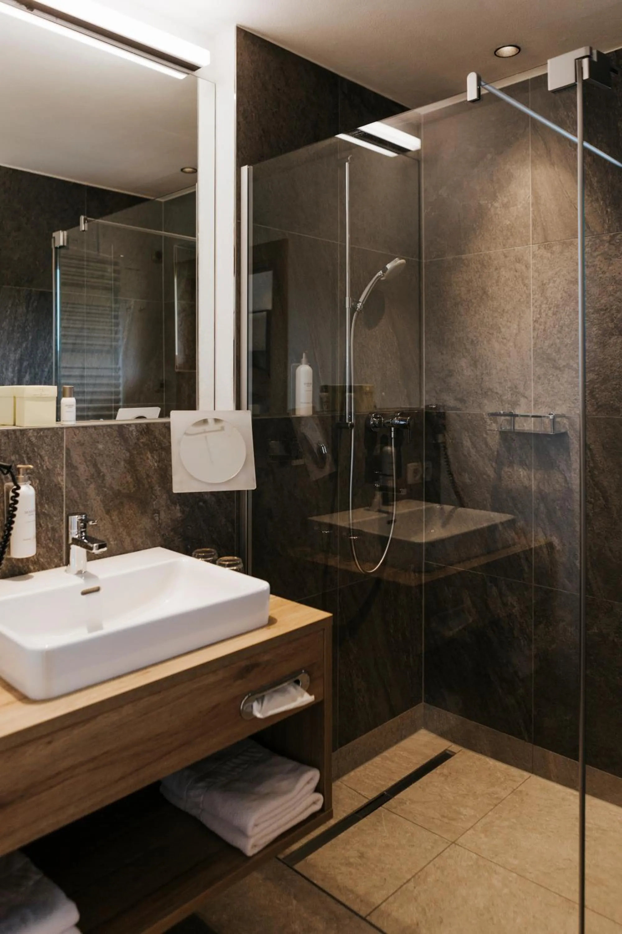 Bathroom in Hotel Thurnerhof