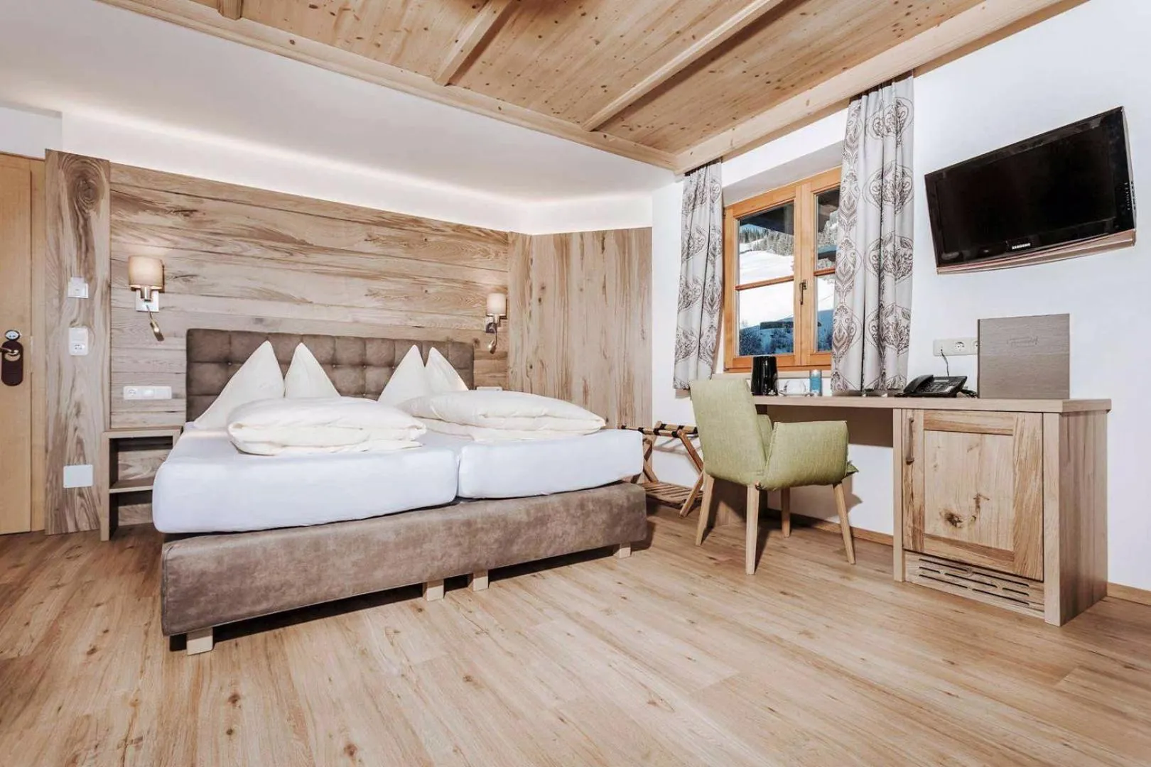 Photo of the whole room, Bed in Hotel Thurnerhof