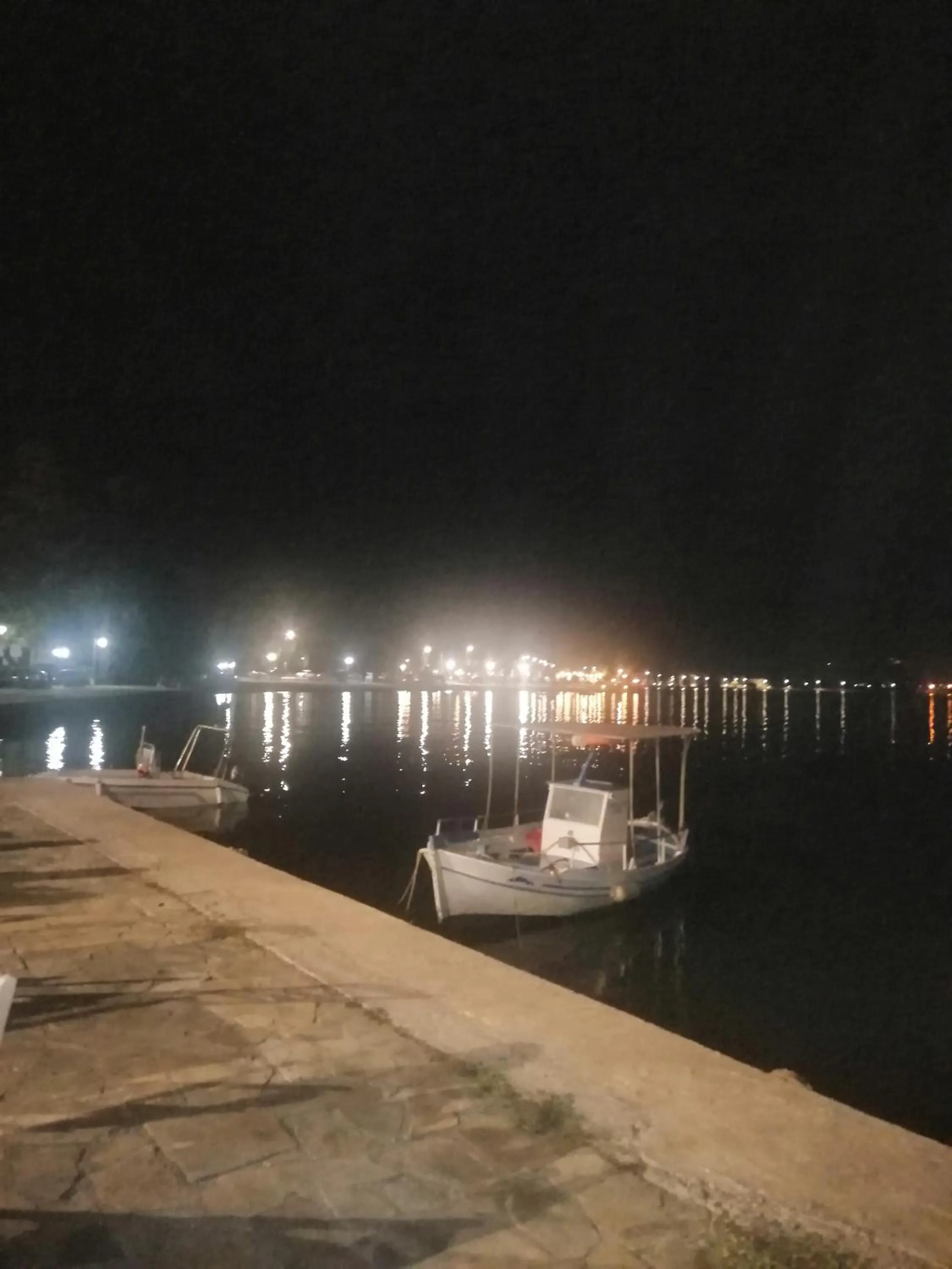 Beach in Palataki Residence