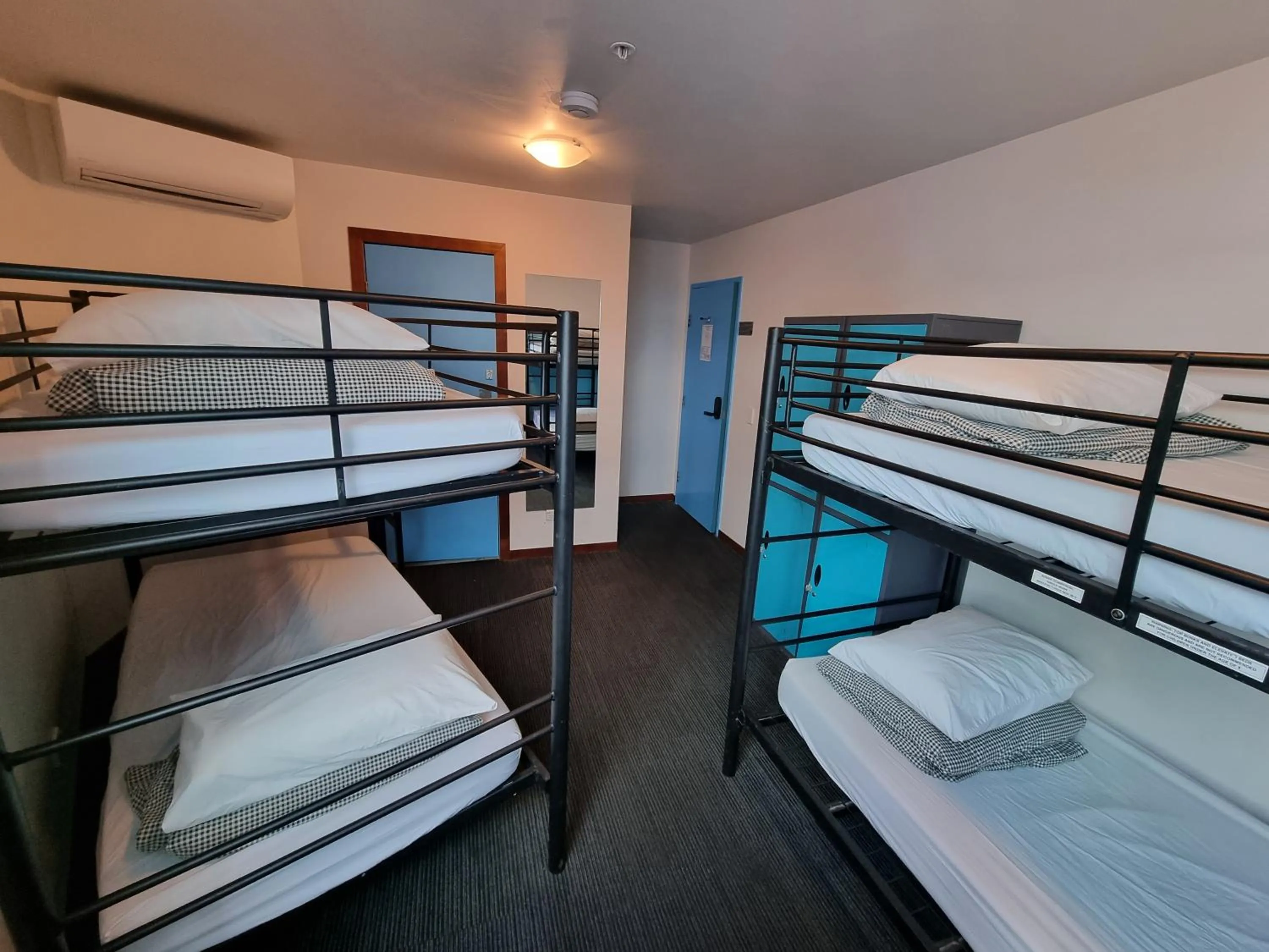 Bed in Nomads St Kilda