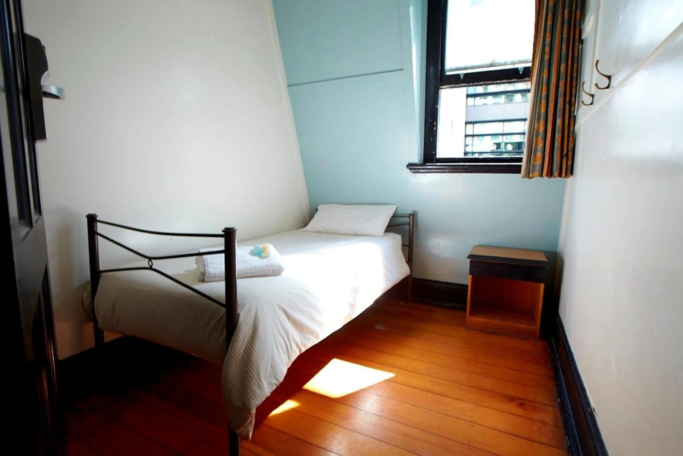 Bedroom in Nomads Brisbane Hostel