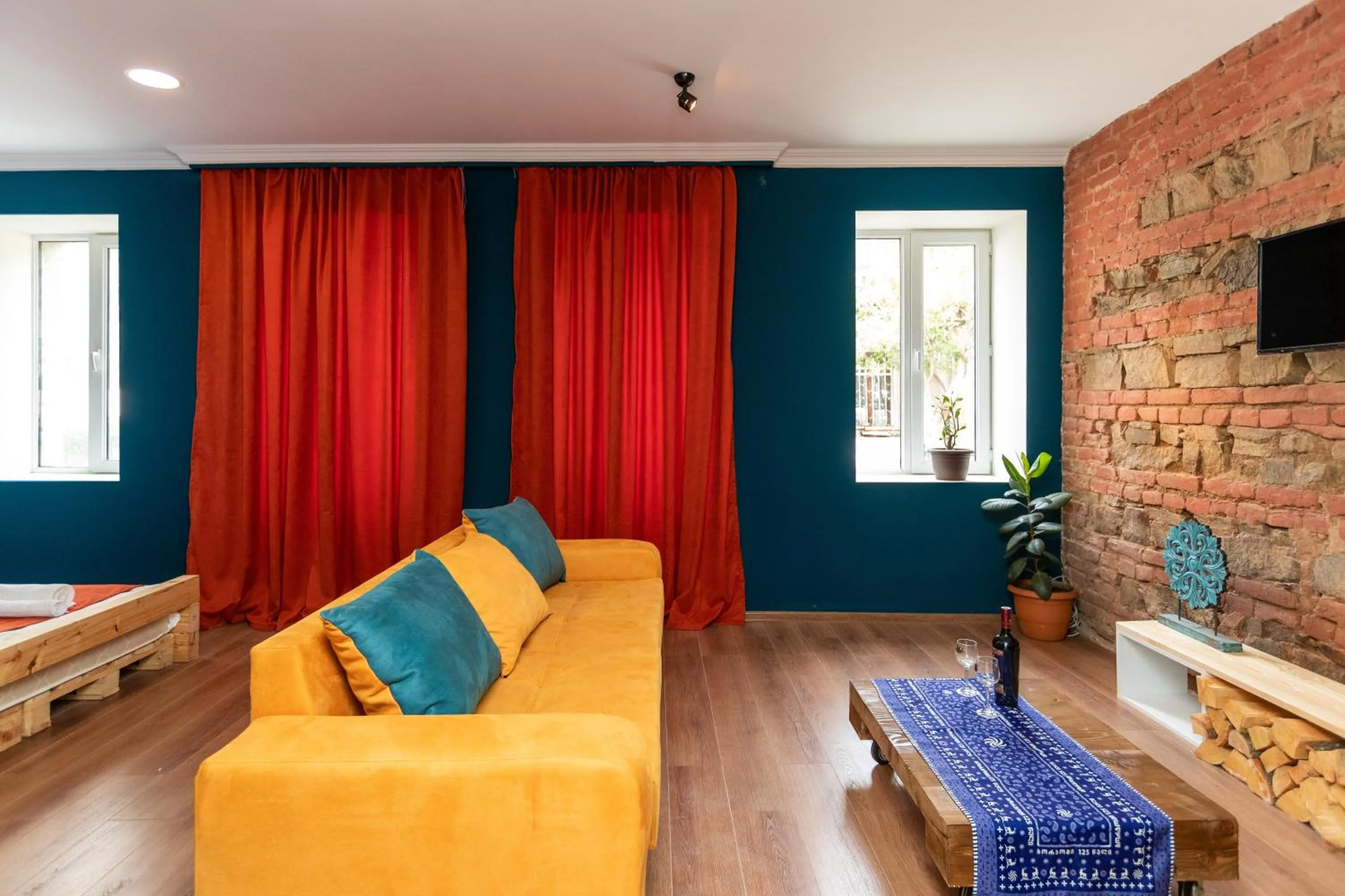 Photo of the whole room in Giorgi's apartment