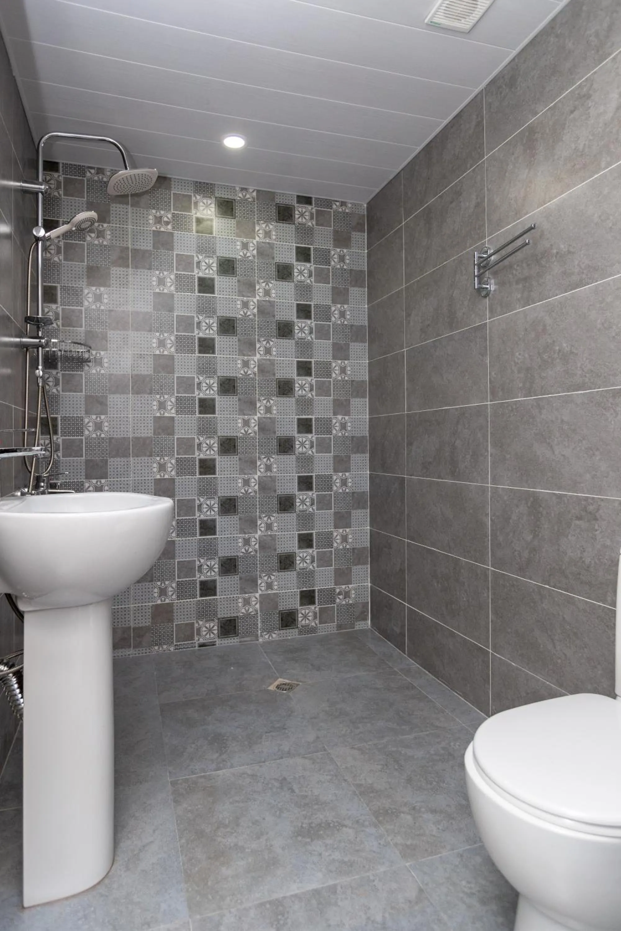 Bathroom in Giorgi's apartment