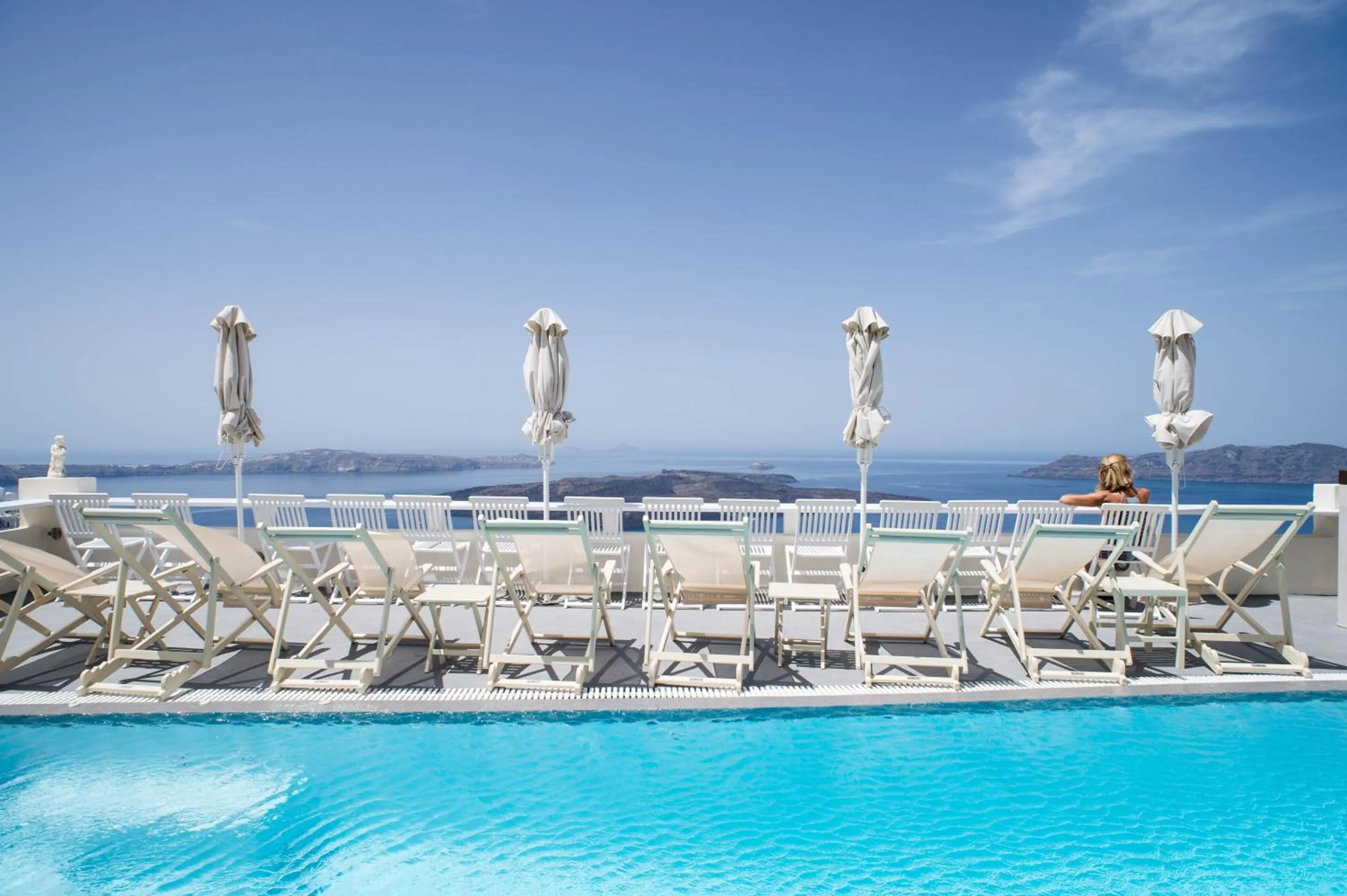 Swimming pool in Villa Ilias