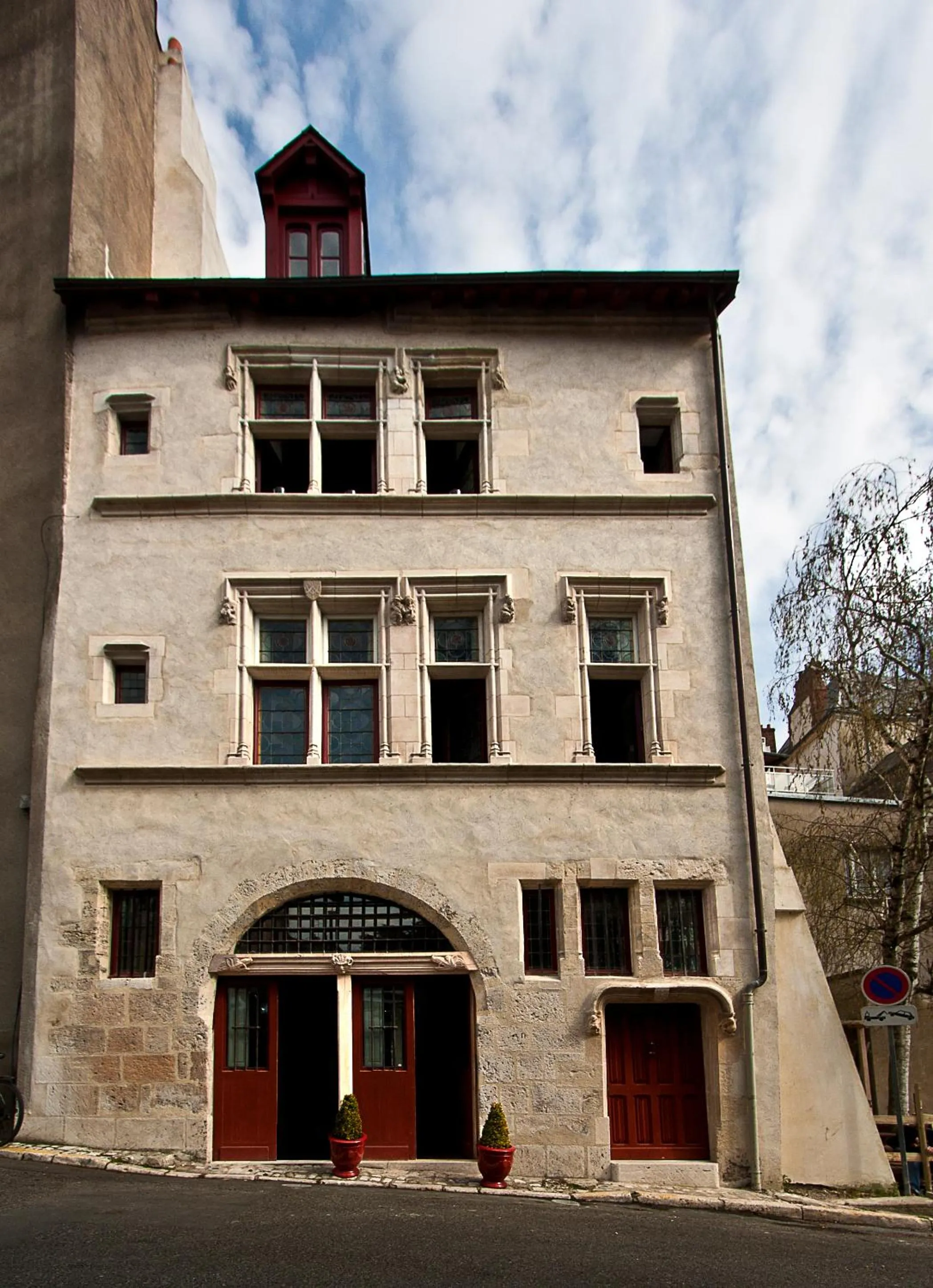 Les Trois Maillets, Monument Historique