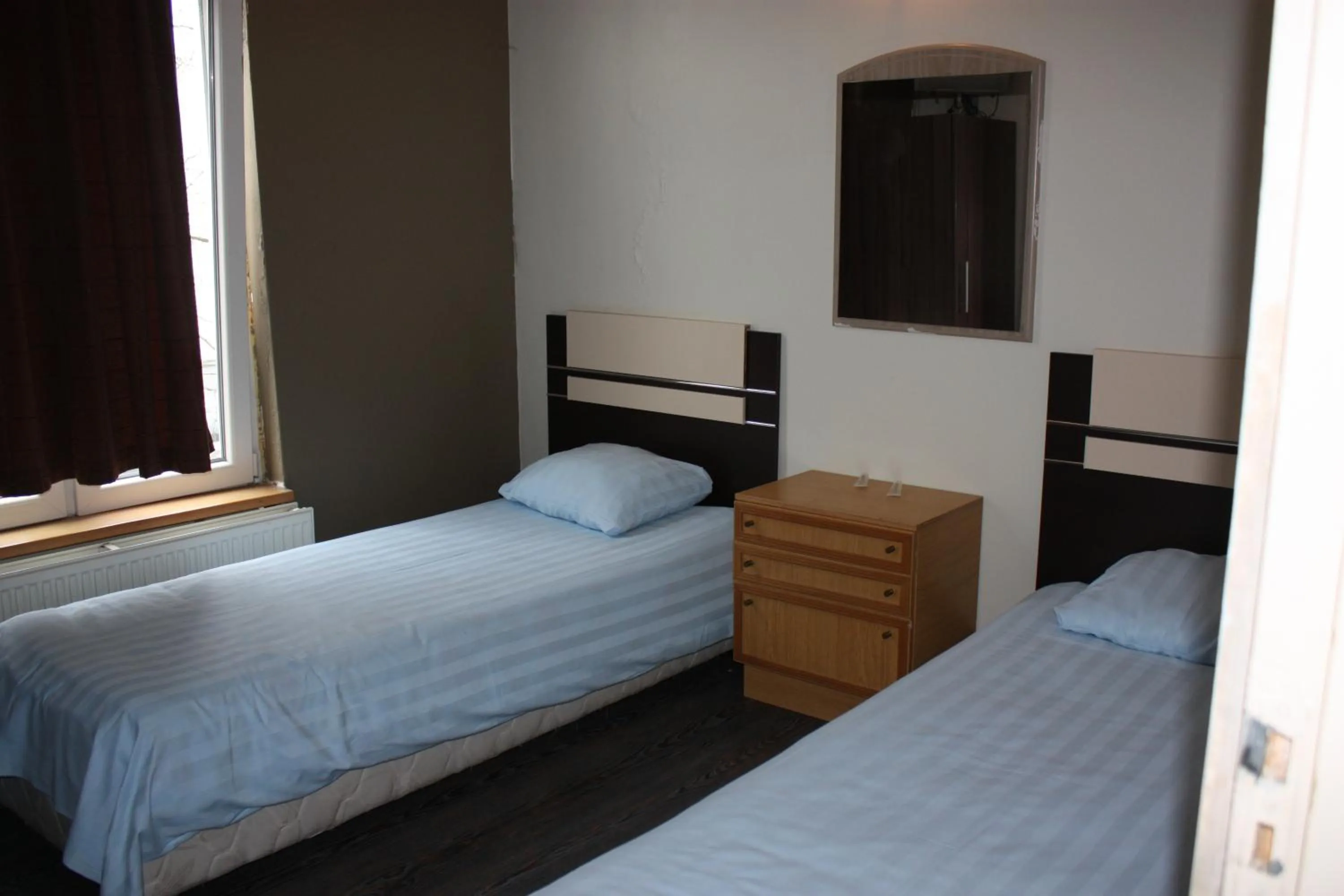 Double Room with Shared Bathroom in Hotel Sansa