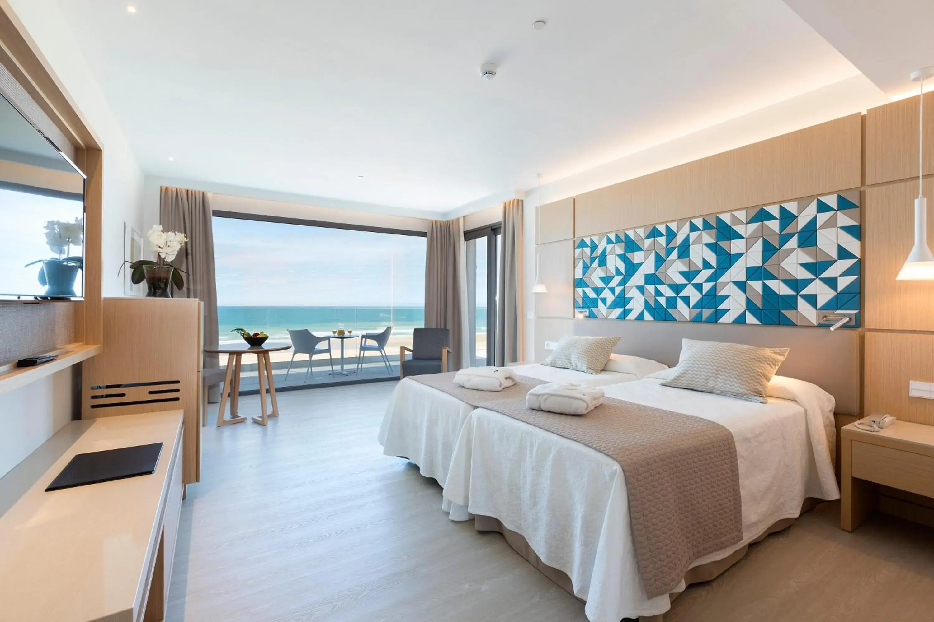 Double Room with Sea View in Hipotels Barrosa Park Double Room with Sea View in Hipotels Barrosa Park