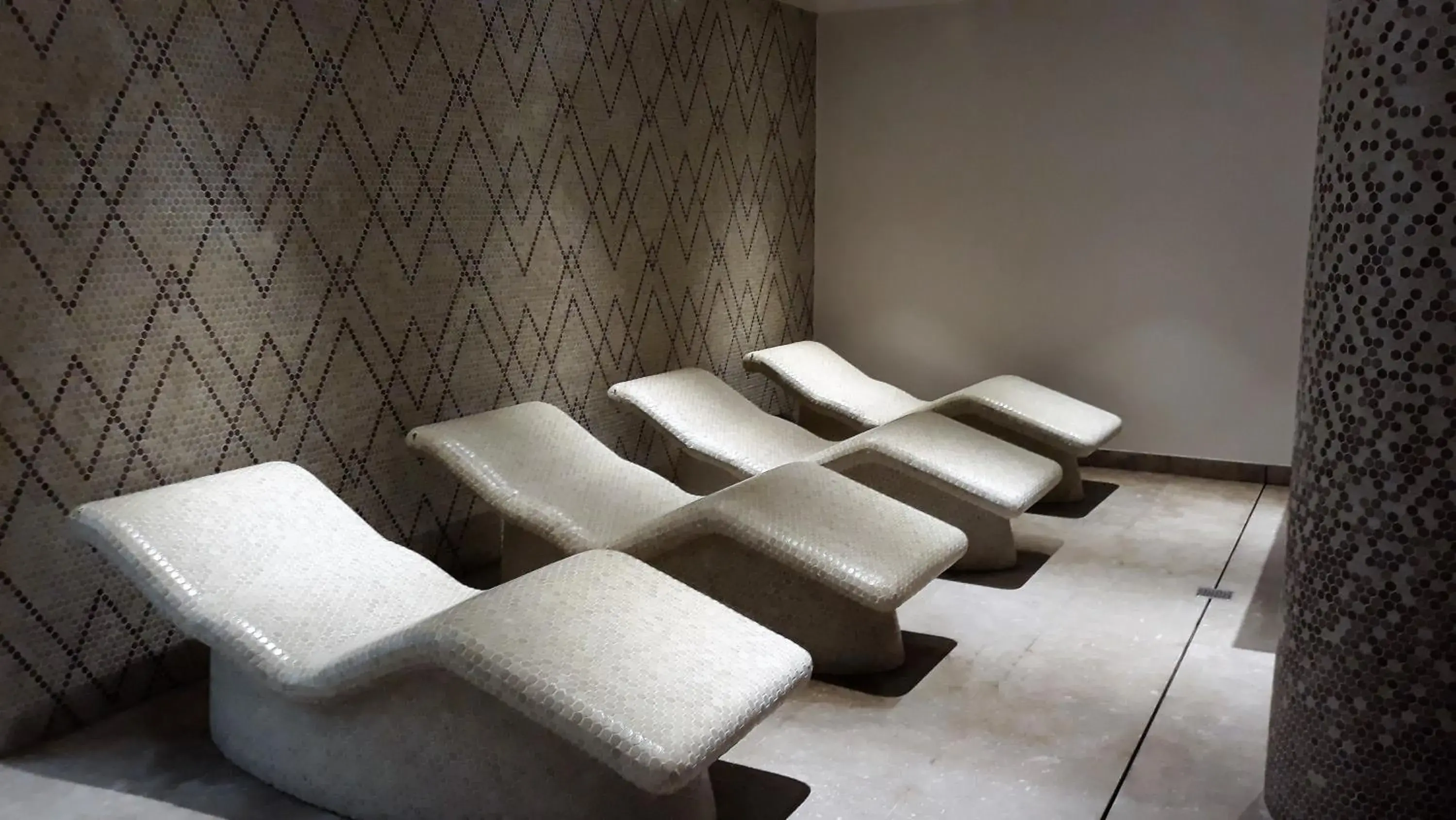 Spa and wellness centre/facilities in Hipotels Barrosa Park Spa and wellness centre/facilities in Hipotels Barrosa Park