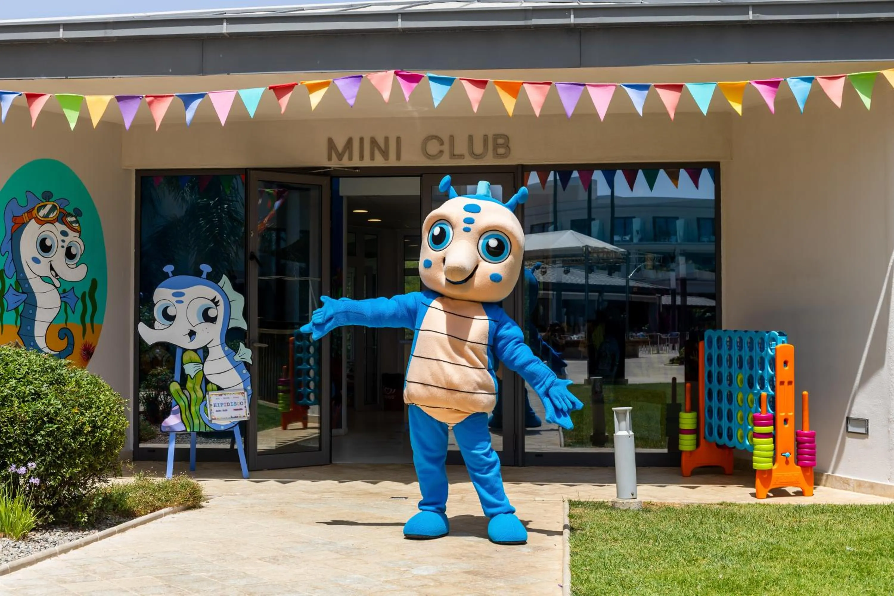 Game Room in Hipotels Barrosa Park