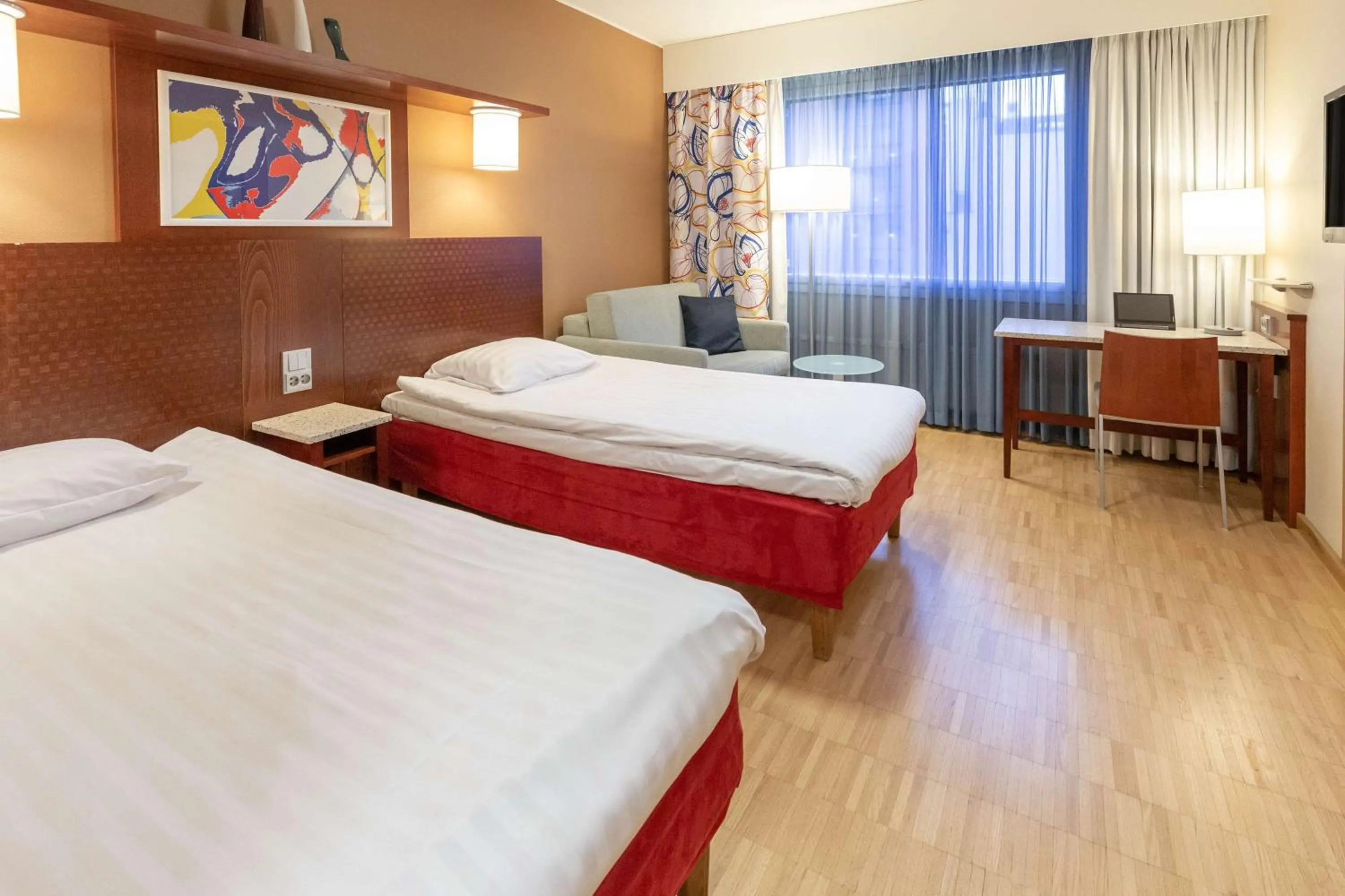 Bedroom, Bed in Scandic Tampere Koskipuisto