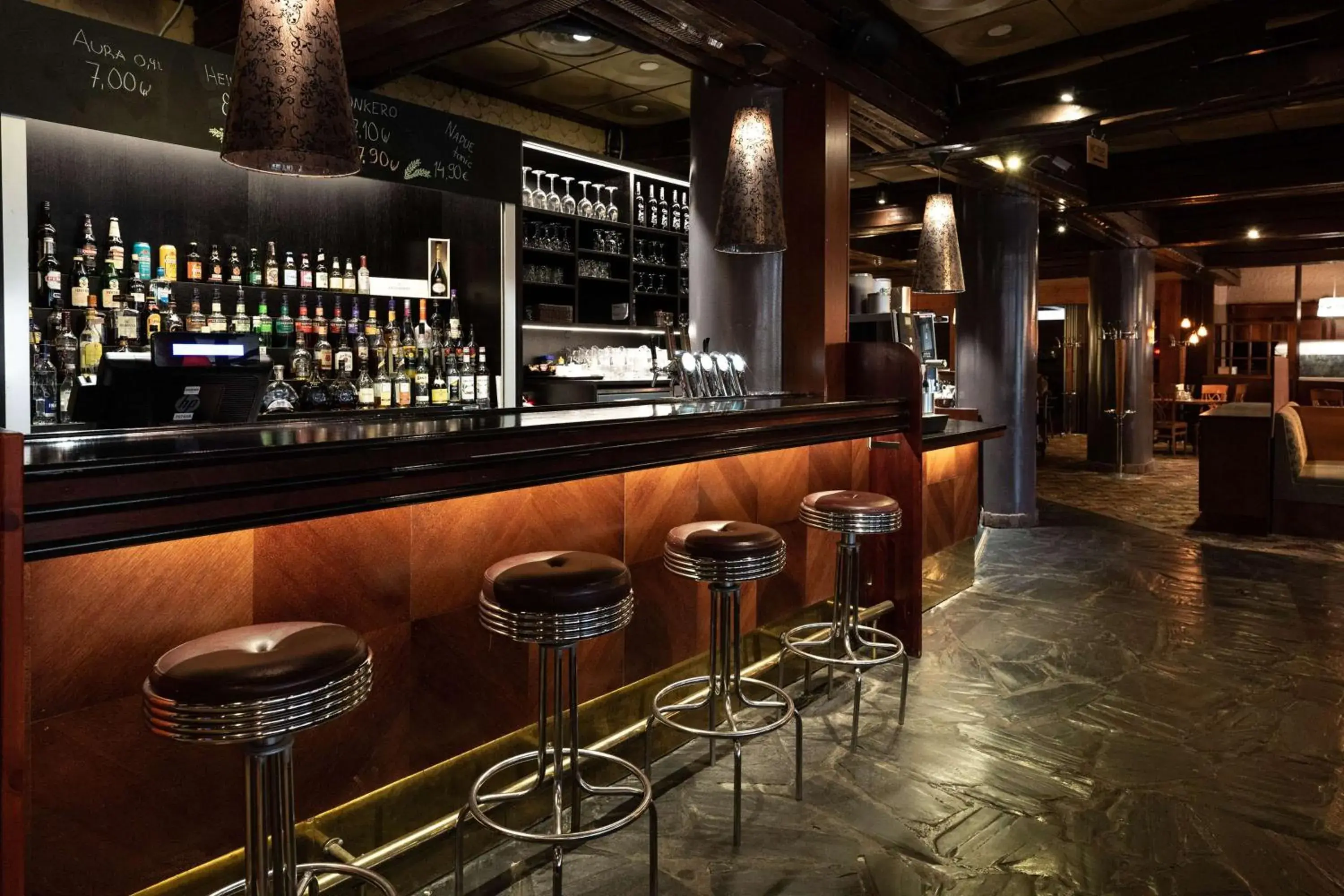 Lounge or bar in Scandic Tampere Koskipuisto Lounge or bar in Scandic Tampere Koskipuisto