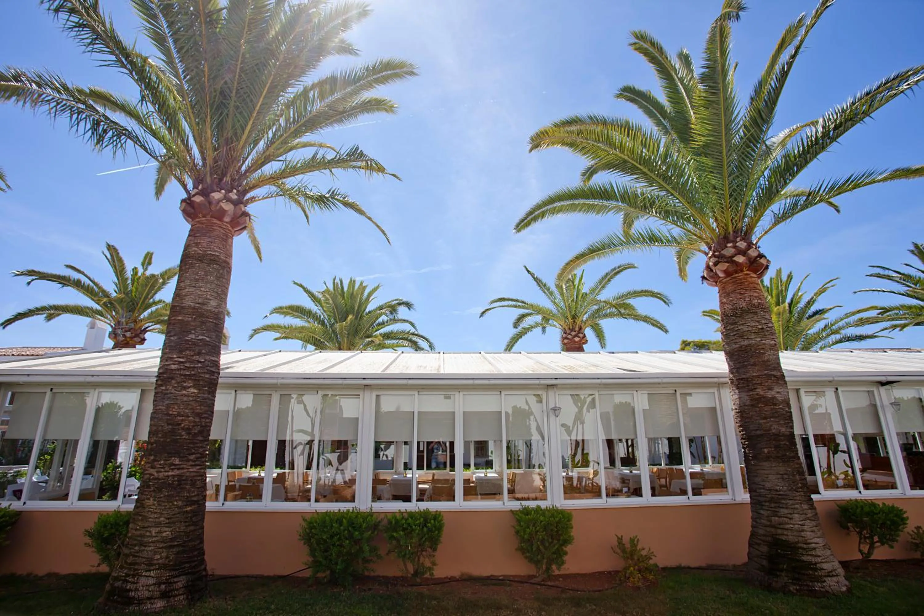 Restaurant/places to eat in Apartamentos Cristina