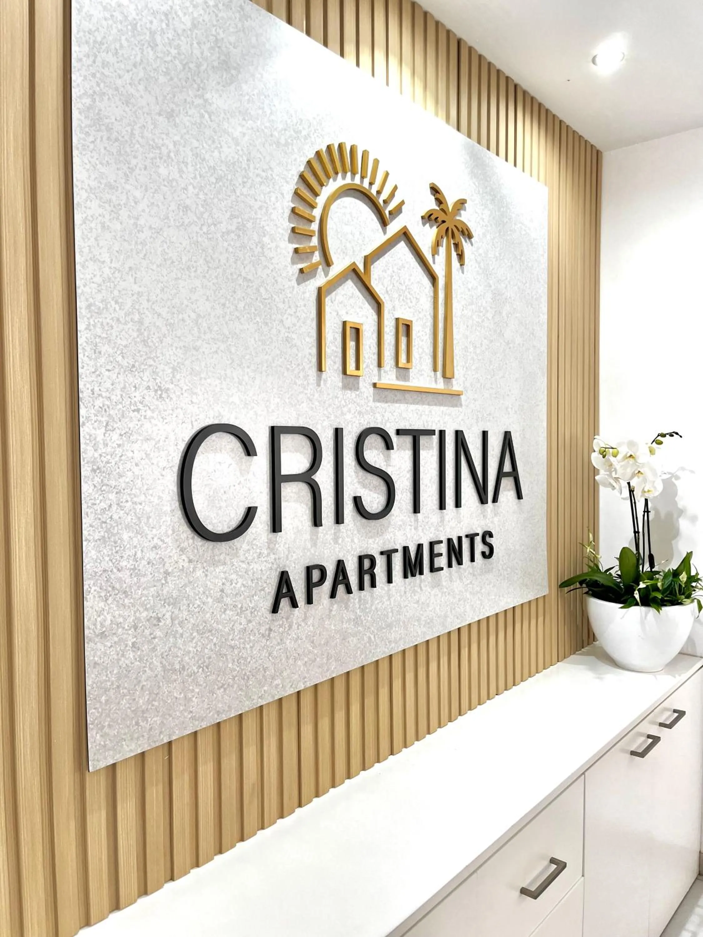 Property logo or sign in Apartamentos Cristina