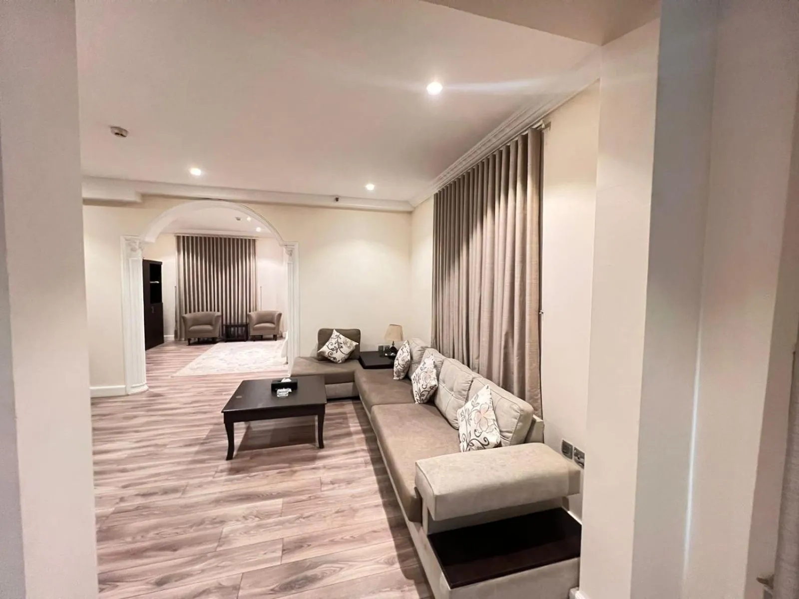 TV and multimedia in Alshaheen Suites