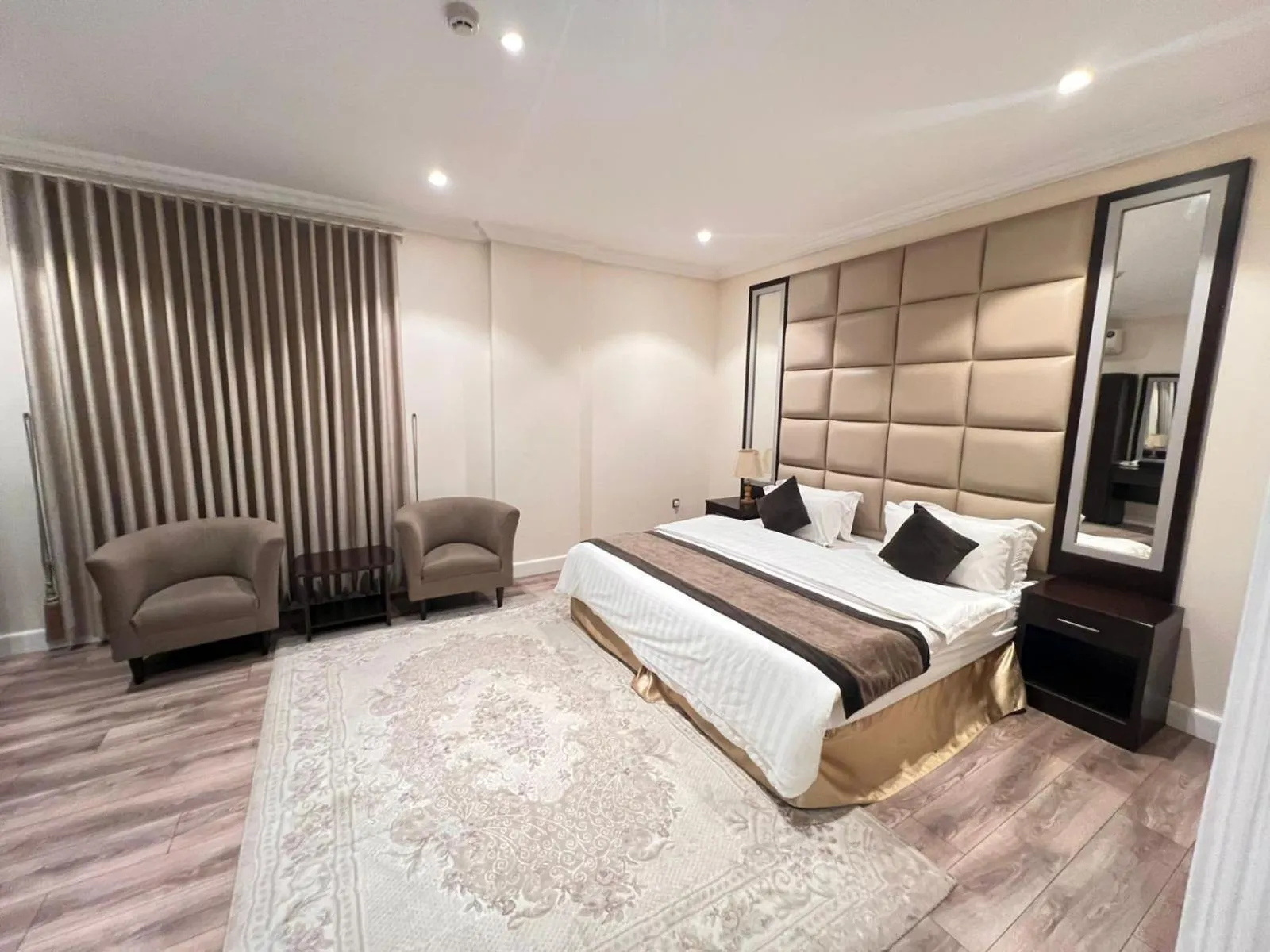 Bed in Alshaheen Suites